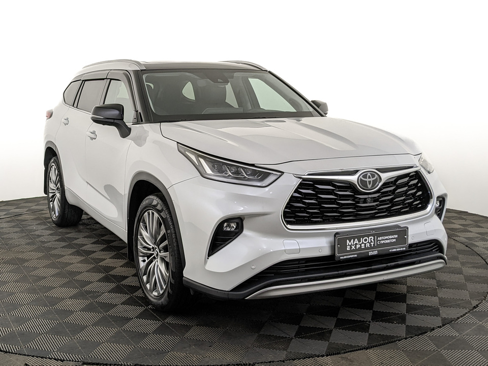 Toyota Highlander IV