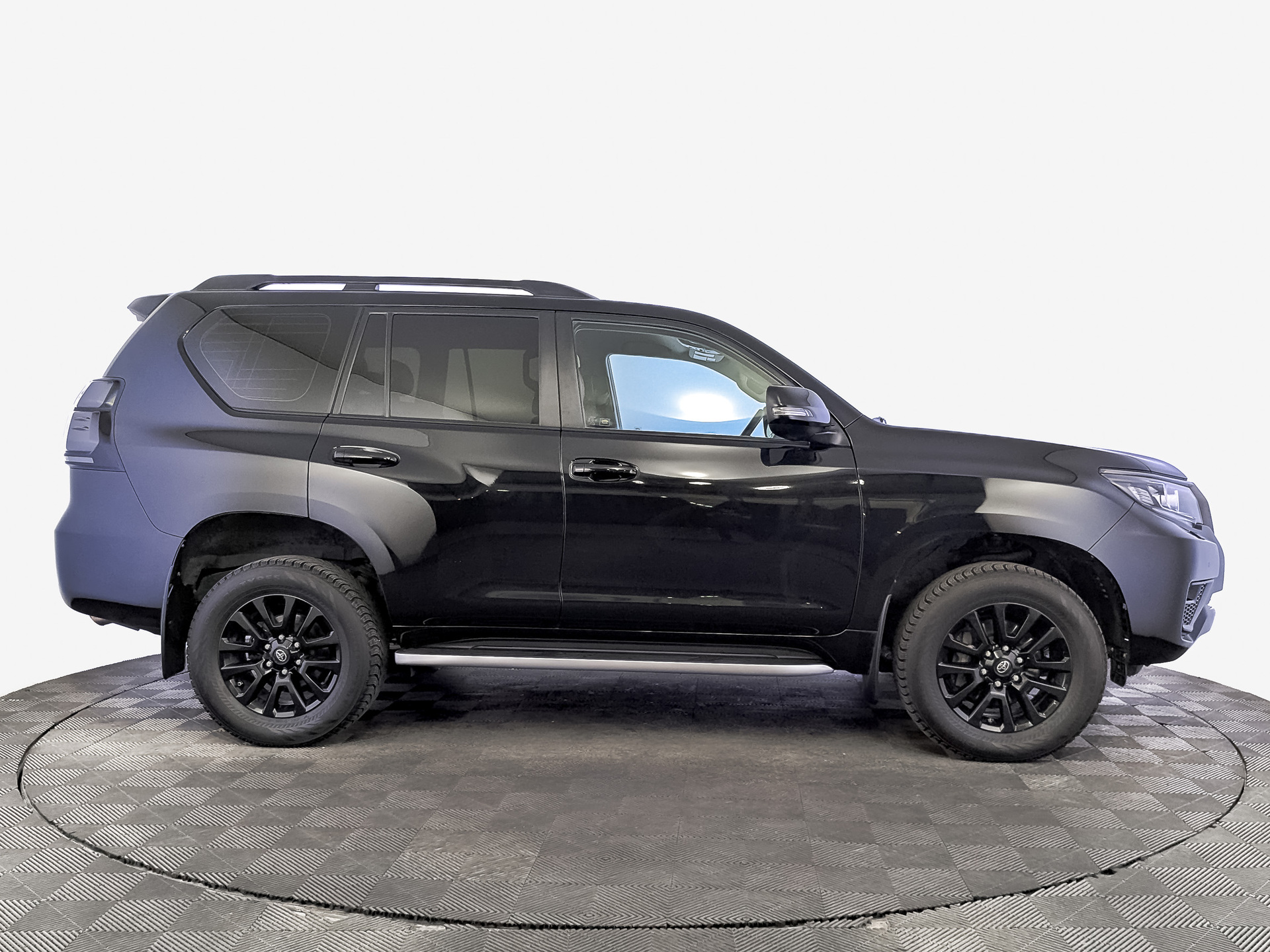 TOYOTA Land Cruiser Prado 4.00 (249 л.с), автомат, 2020, пробег 83 400 км
