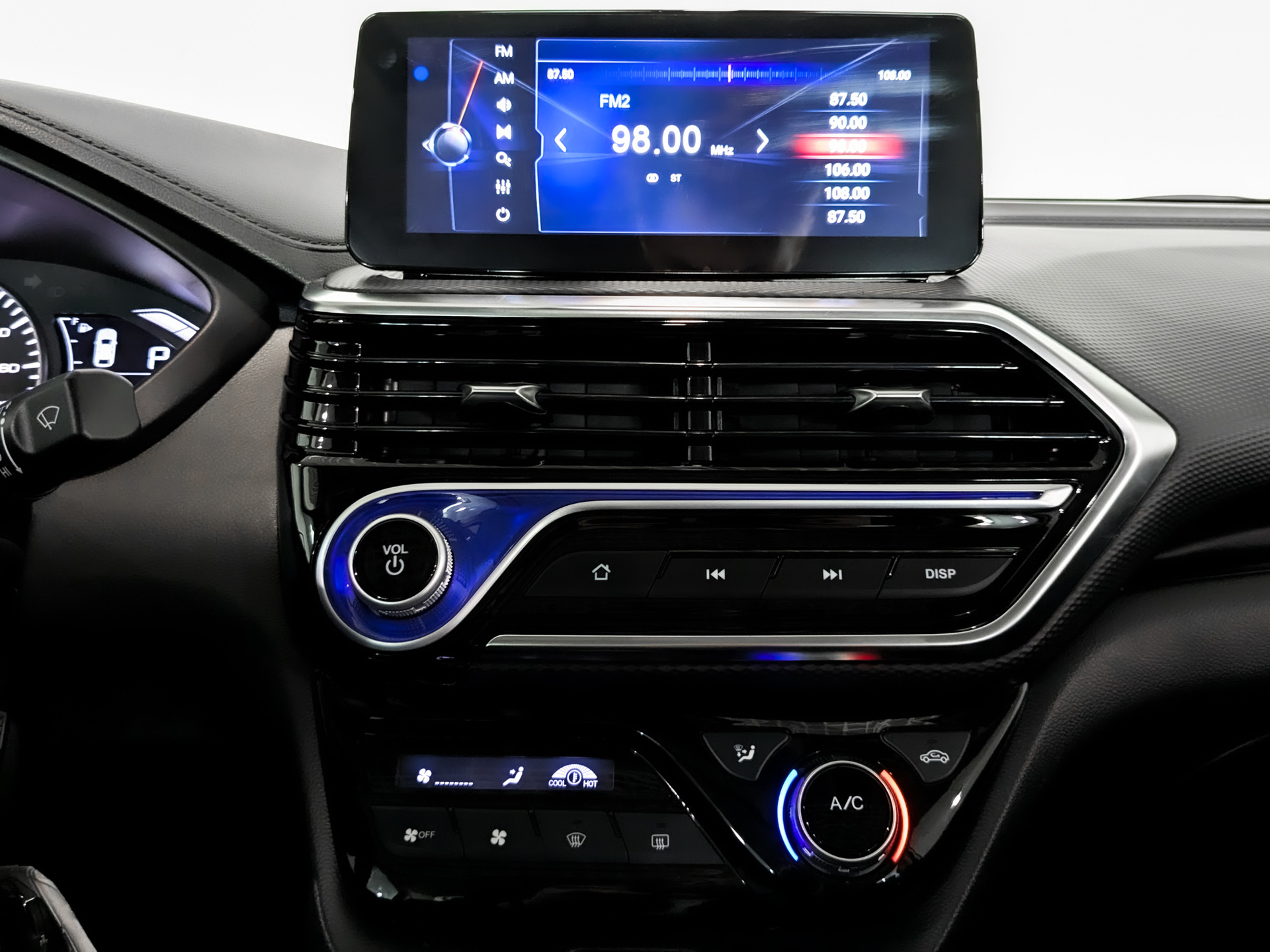 Фото Changan Alsvin Техно 1.5L/98 5RT 4D