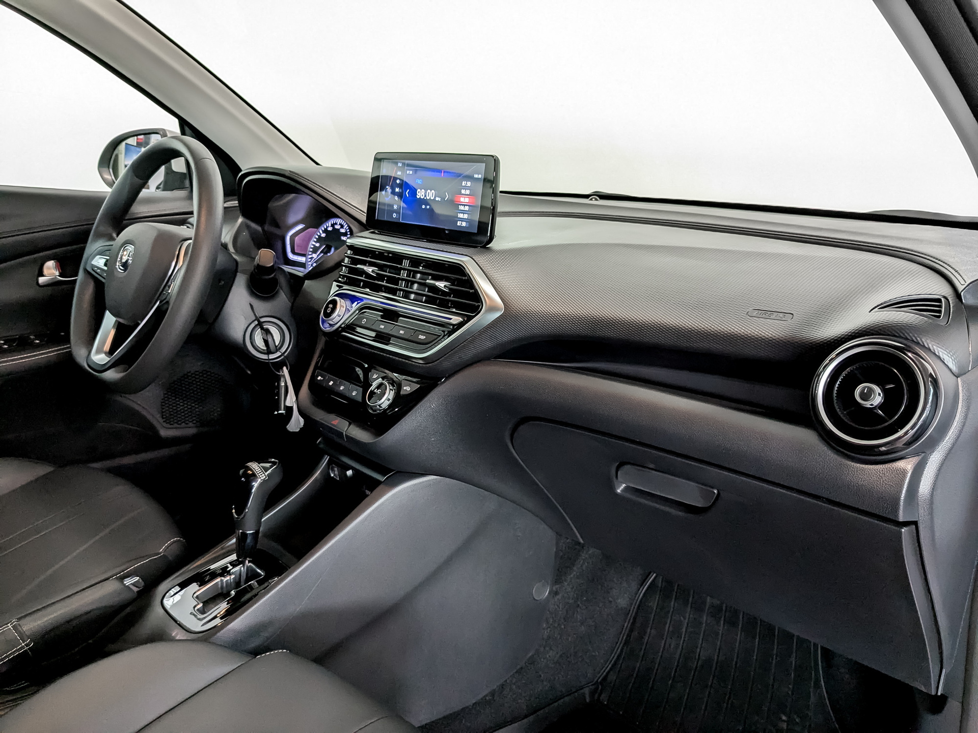 Фото Changan Alsvin Техно 1.5L/98 5RT 4D