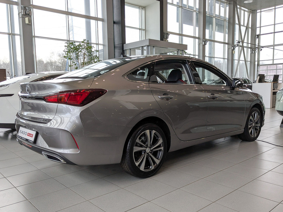 Changan Eado Plus Техно 1.4T/150 7RT 4D