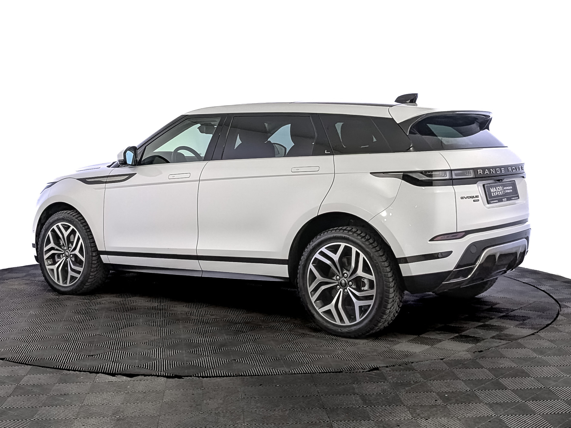 LAND ROVER Range Rover Evoque 2.00 (249 л.с), автомат, 2023, пробег 9 487 км