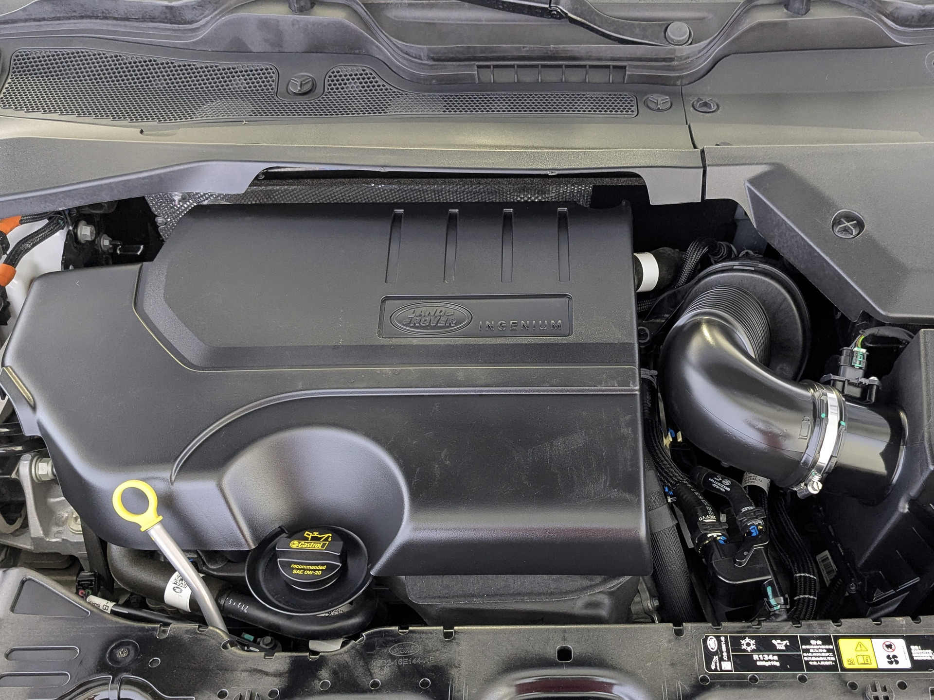 LAND ROVER Range Rover Evoque 2.00 (249 л.с), автомат, 2023, пробег 9 487 км