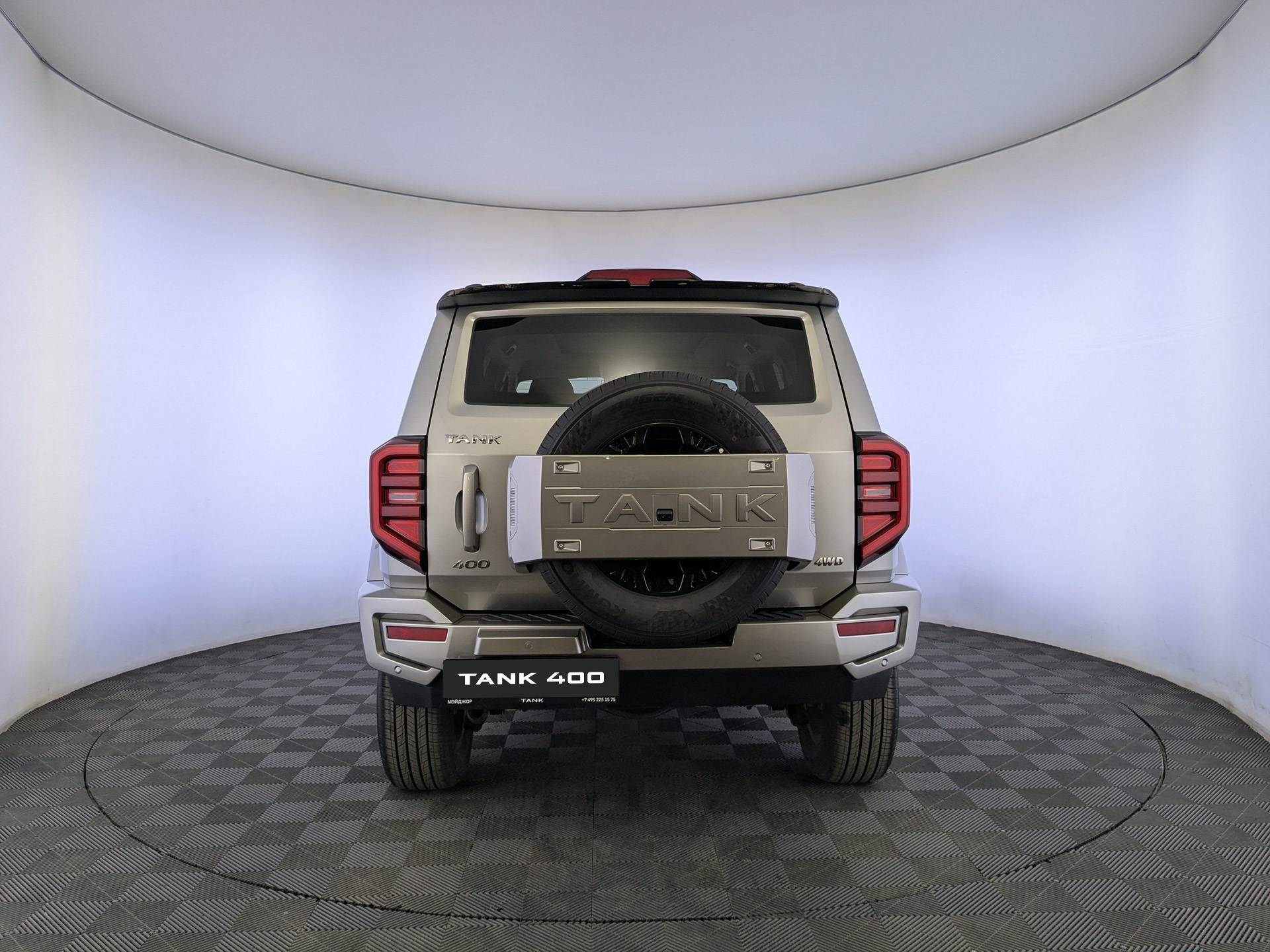 Фото Tank 400 Премиум (Premium) 2.0T/245 9AT 4WD
