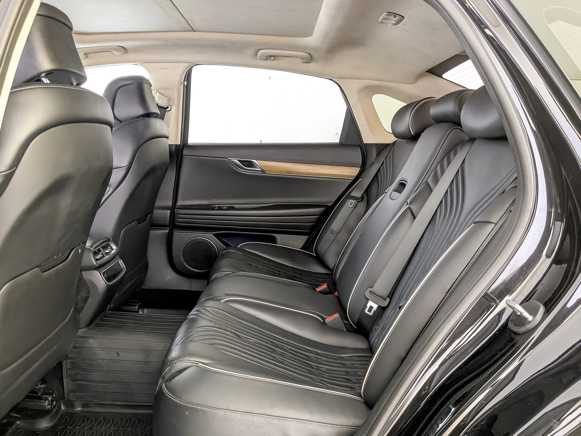GENESIS G80 3.50 (379 л.с), автомат, 2021, пробег 101 181 км