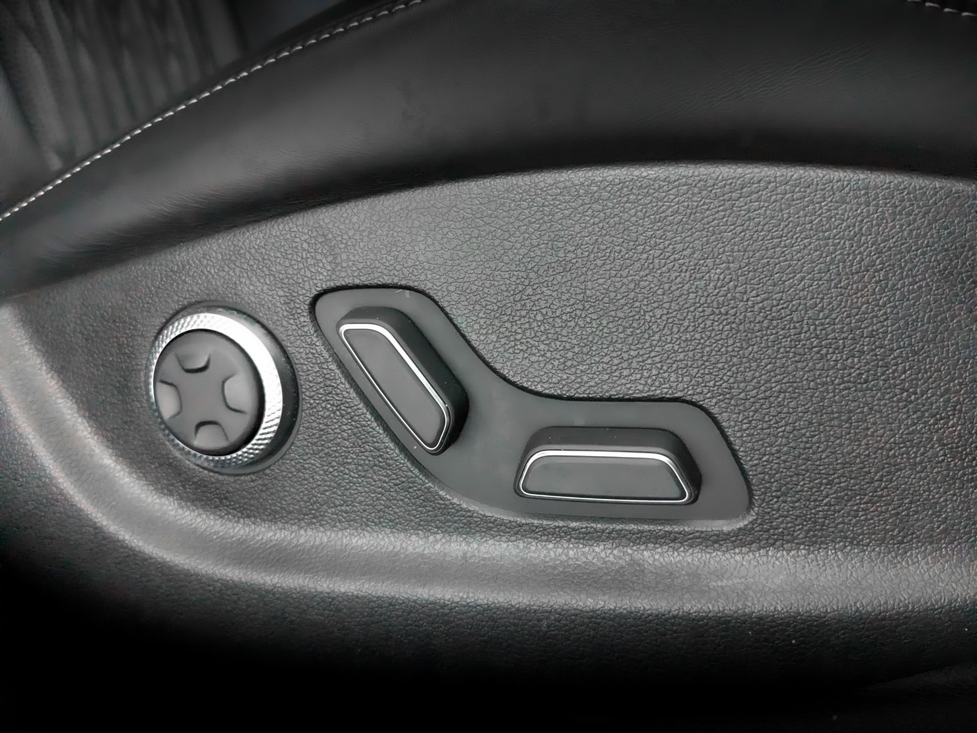 GENESIS G80 3.50 (379 л.с), автомат, 2021, пробег 101 181 км