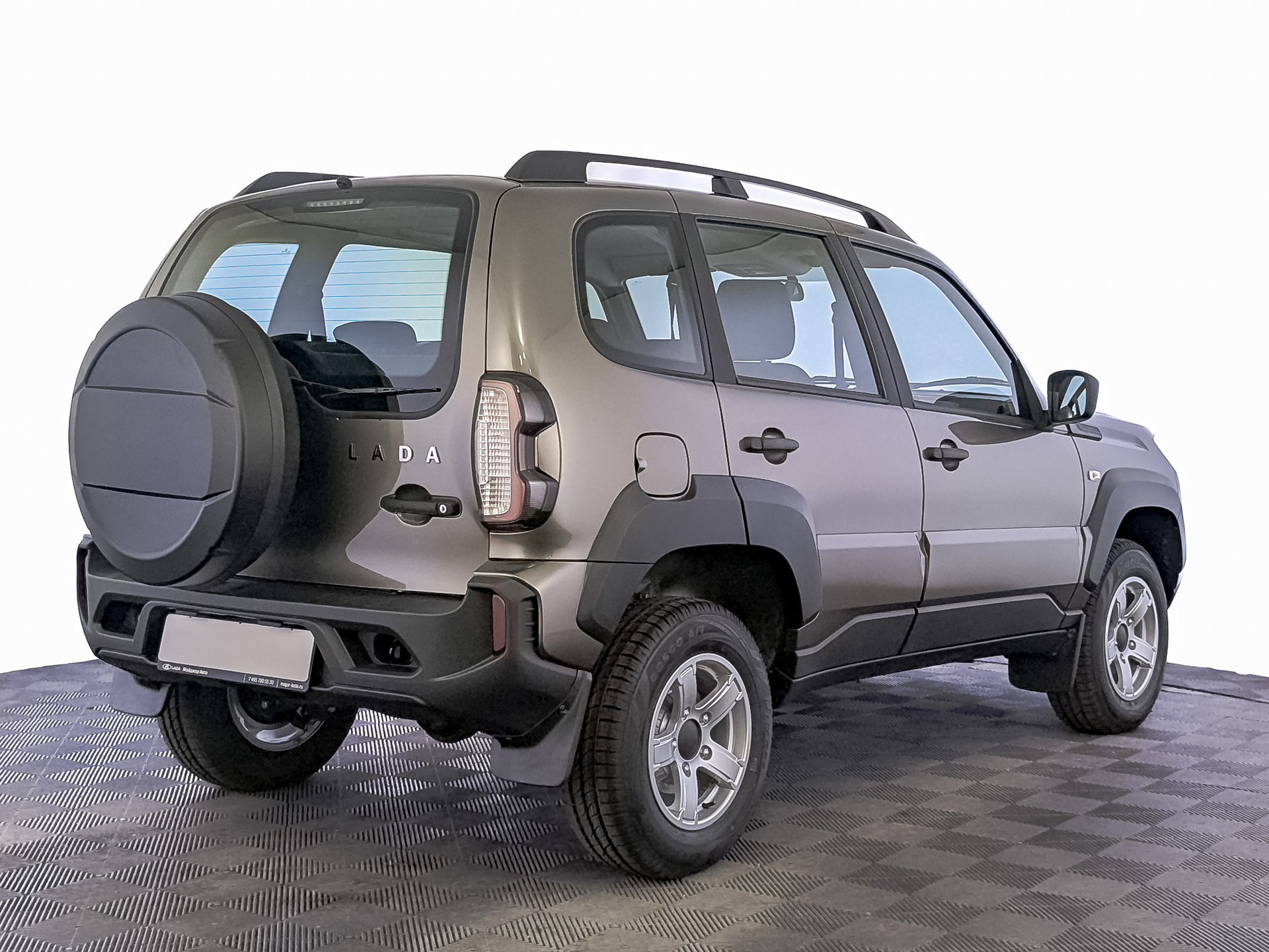 Фото Lada Niva Travel Практик 1.8/90 5MT