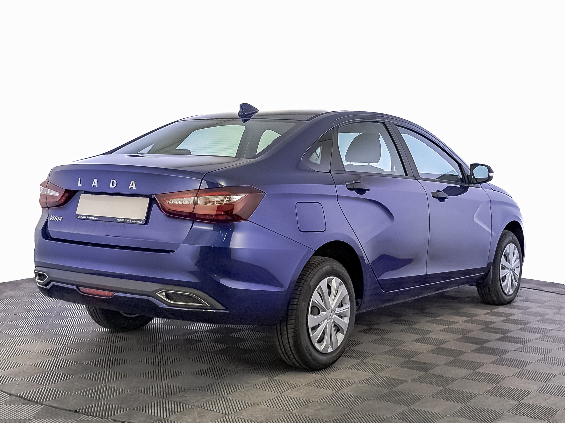 Фото Lada Vesta Седан Комфорт 1.6/106 5MT