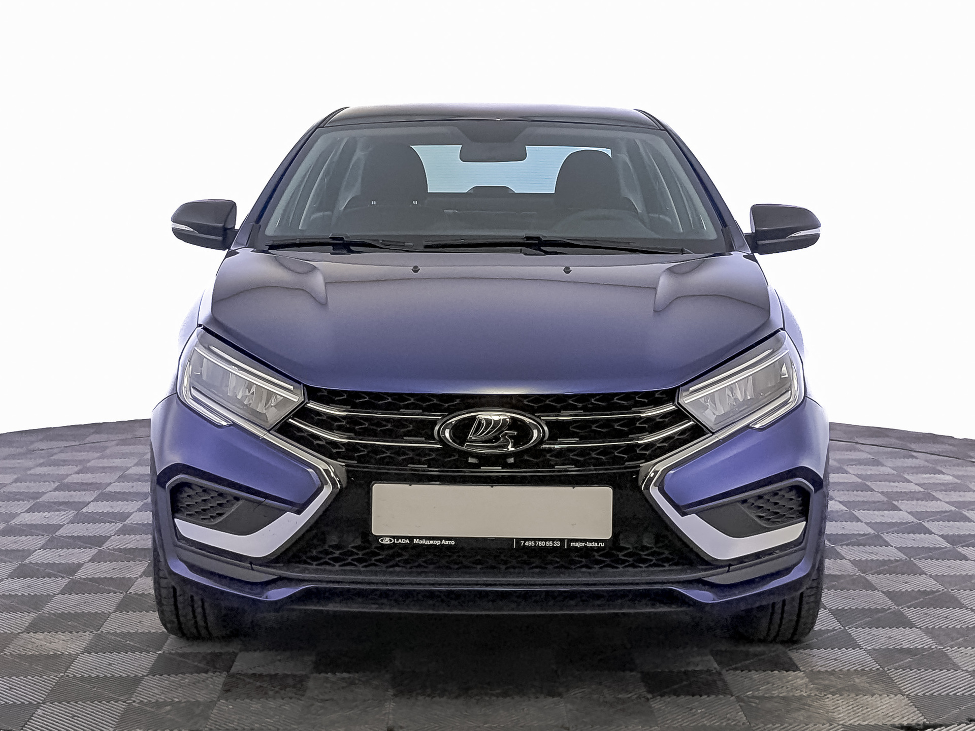 Фото Lada Vesta Седан Комфорт 1.6/106 5MT