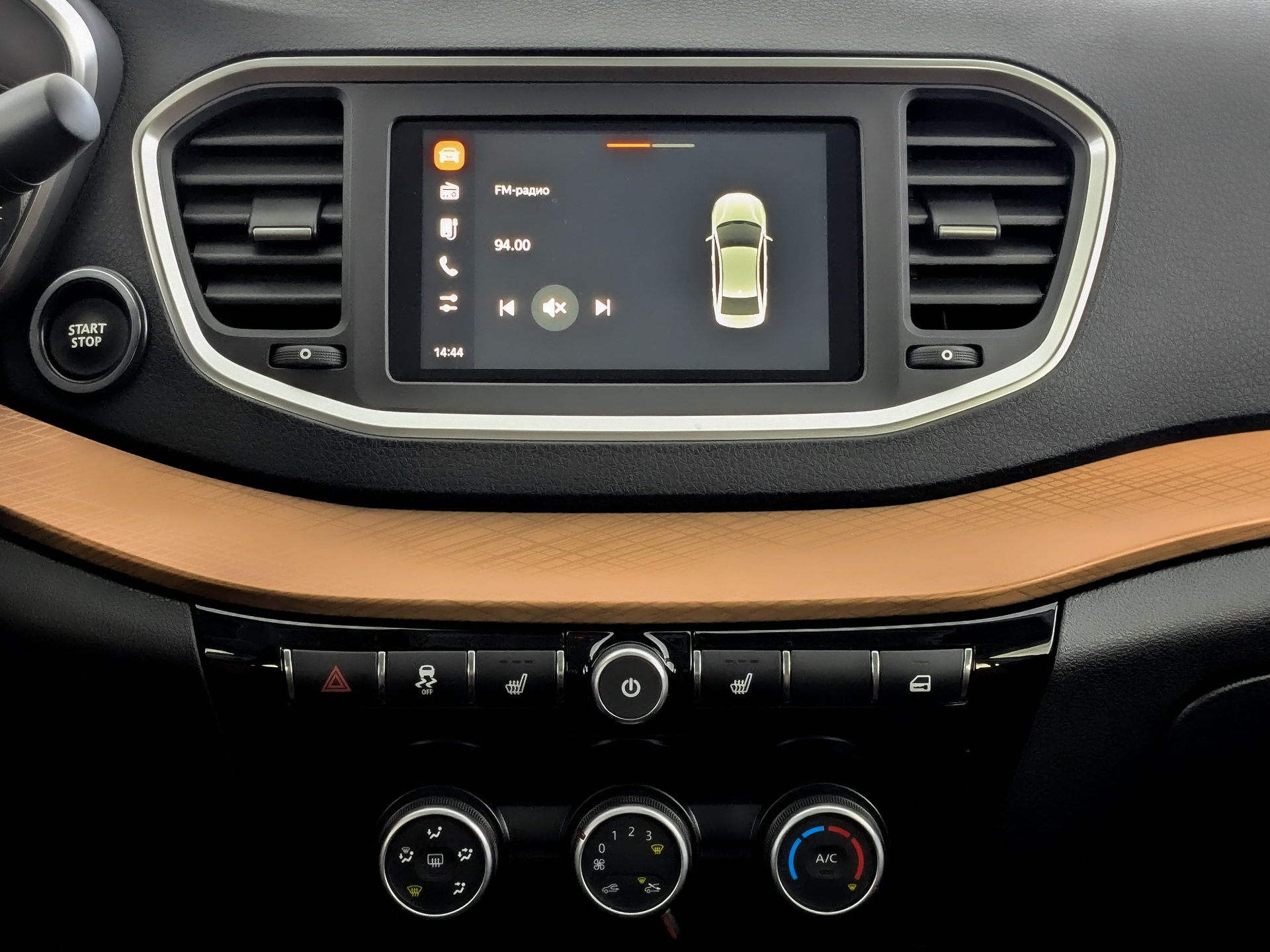 Фото Lada Vesta Седан Кросс Практик 1.6/106 5MT