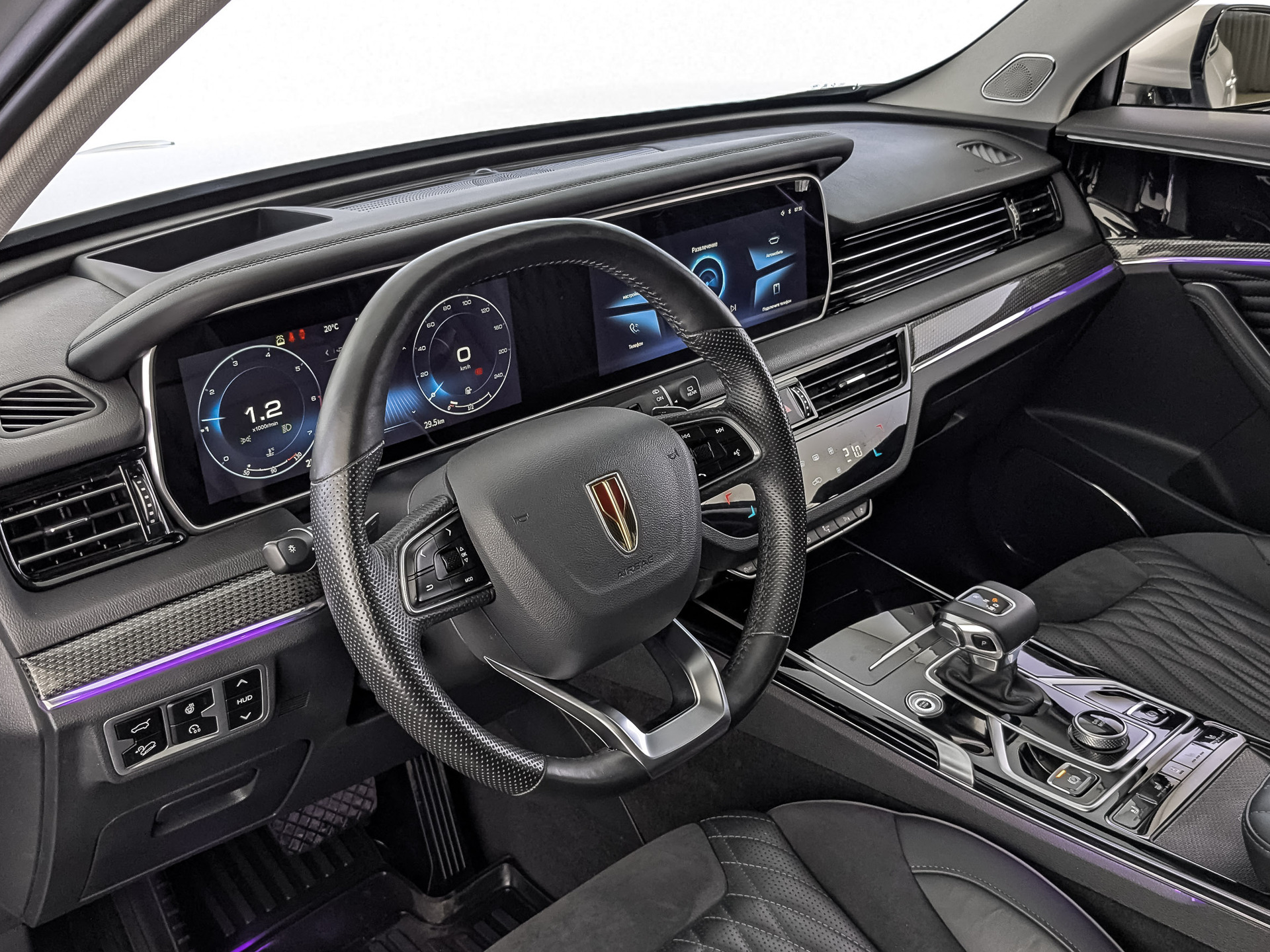 HONGQI HS5 2.00 (218 л.с), автомат, 2024, пробег 25 680 км