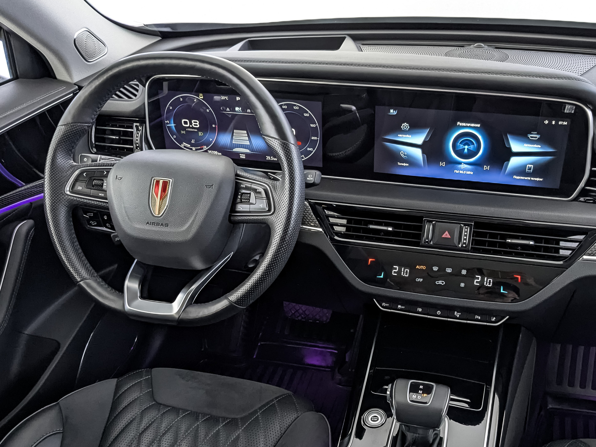 HONGQI HS5 2.00 (218 л.с), автомат, 2024, пробег 25 680 км