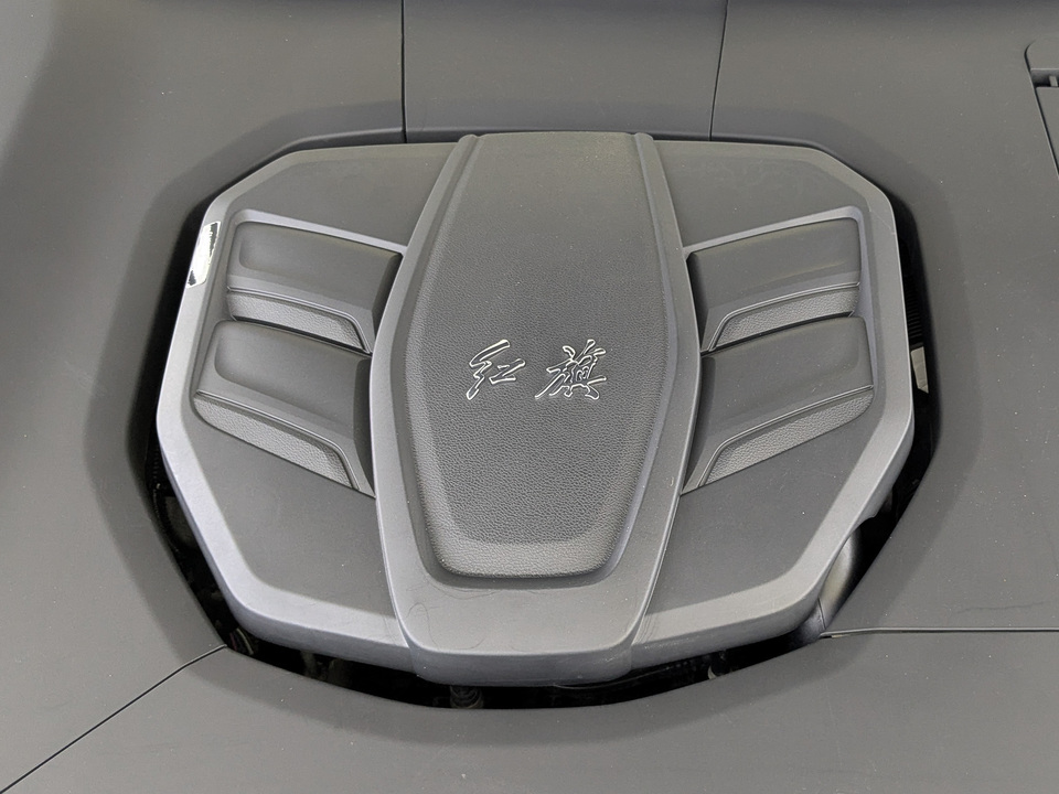 Фото Hongqi HS5 с пробегом 25680 км