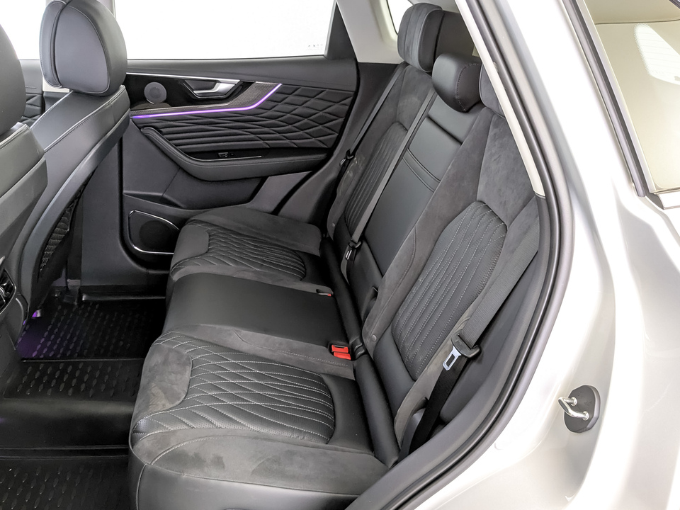 Фото Hongqi HS5 с пробегом 25680 км