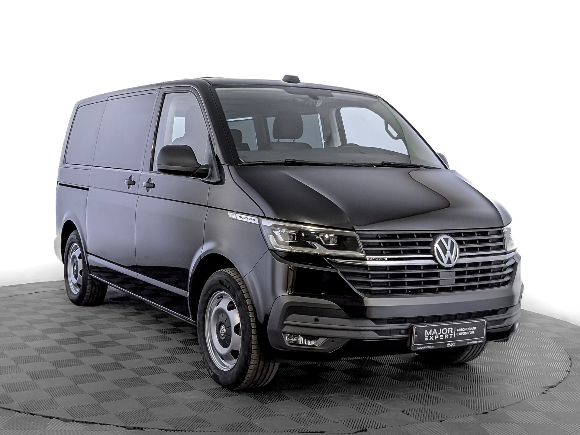 VOLKSWAGEN Multivan 2.00 (150 л.с), автомат, 2021, пробег 94 113 км