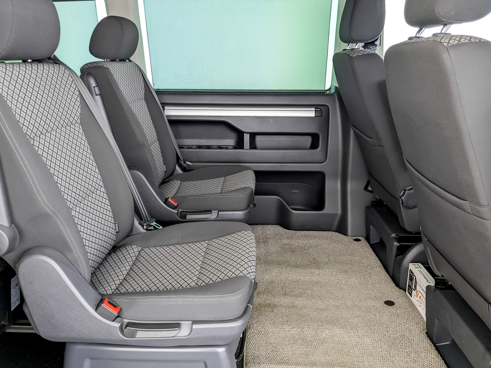VOLKSWAGEN Multivan 2.00 (150 л.с), автомат, 2021, пробег 94 113 км