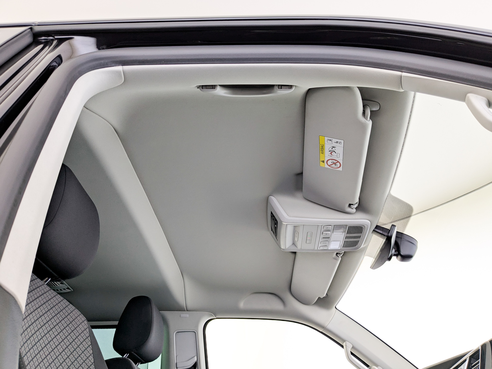 VOLKSWAGEN Multivan 2.00 (150 л.с), автомат, 2021, пробег 94 113 км