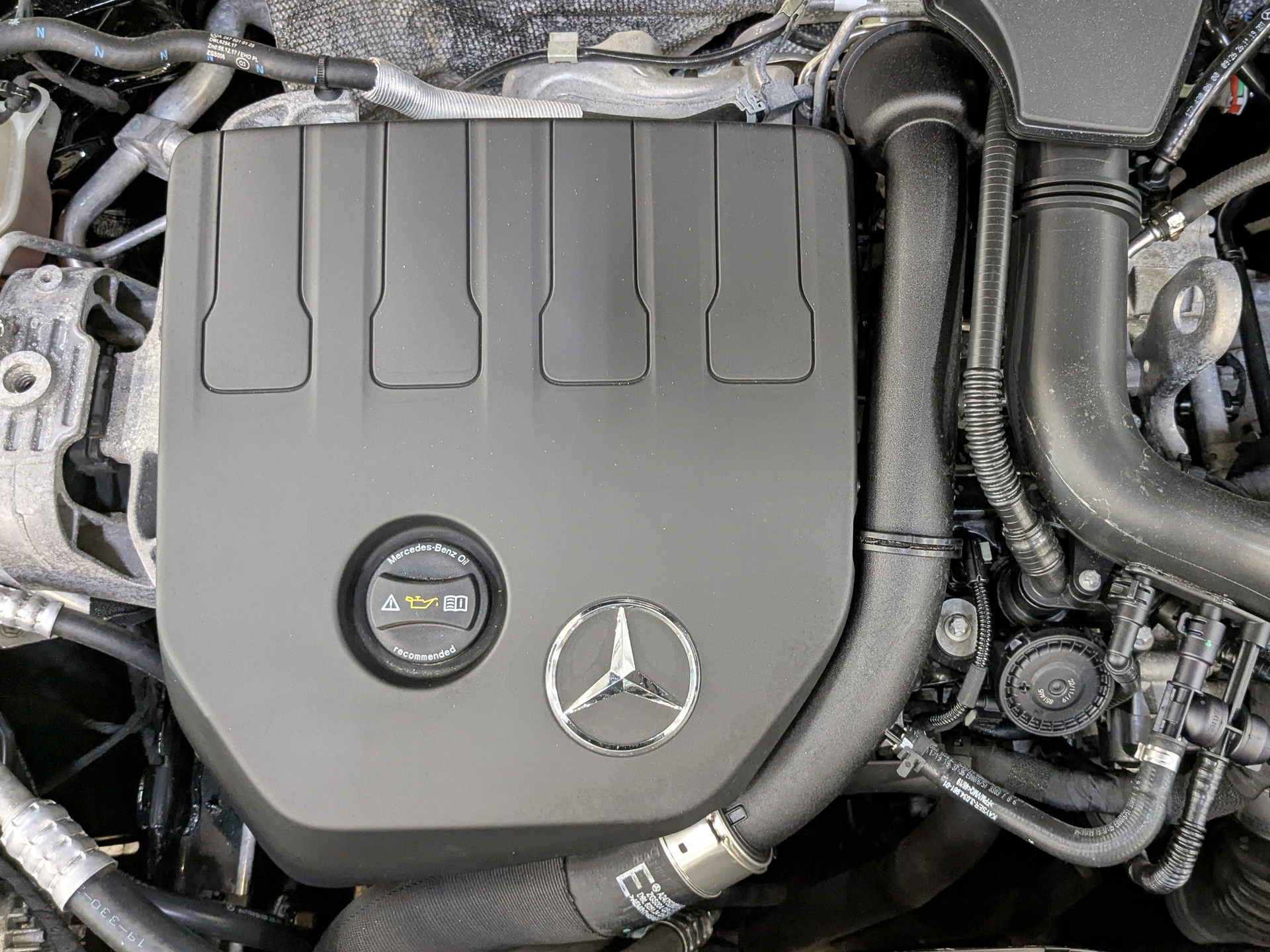 MERCEDES-BENZ A-Класс 1.30 (150 л.с), автомат, 2020, пробег 85 811 км