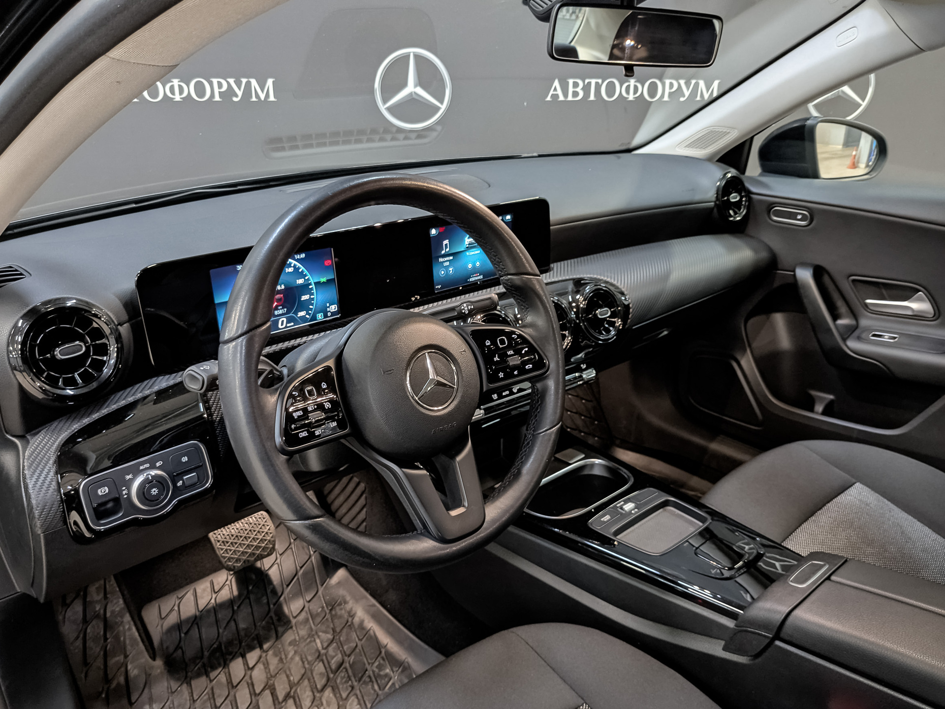 MERCEDES-BENZ A-Класс 1.30 (150 л.с), автомат, 2020, пробег 85 811 км