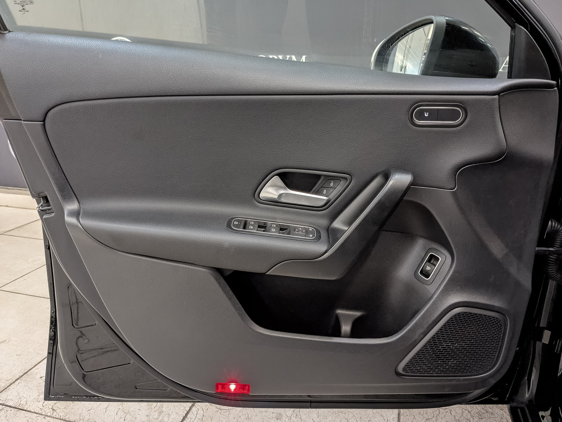 MERCEDES-BENZ A-Класс 1.30 (150 л.с), автомат, 2020, пробег 85 811 км