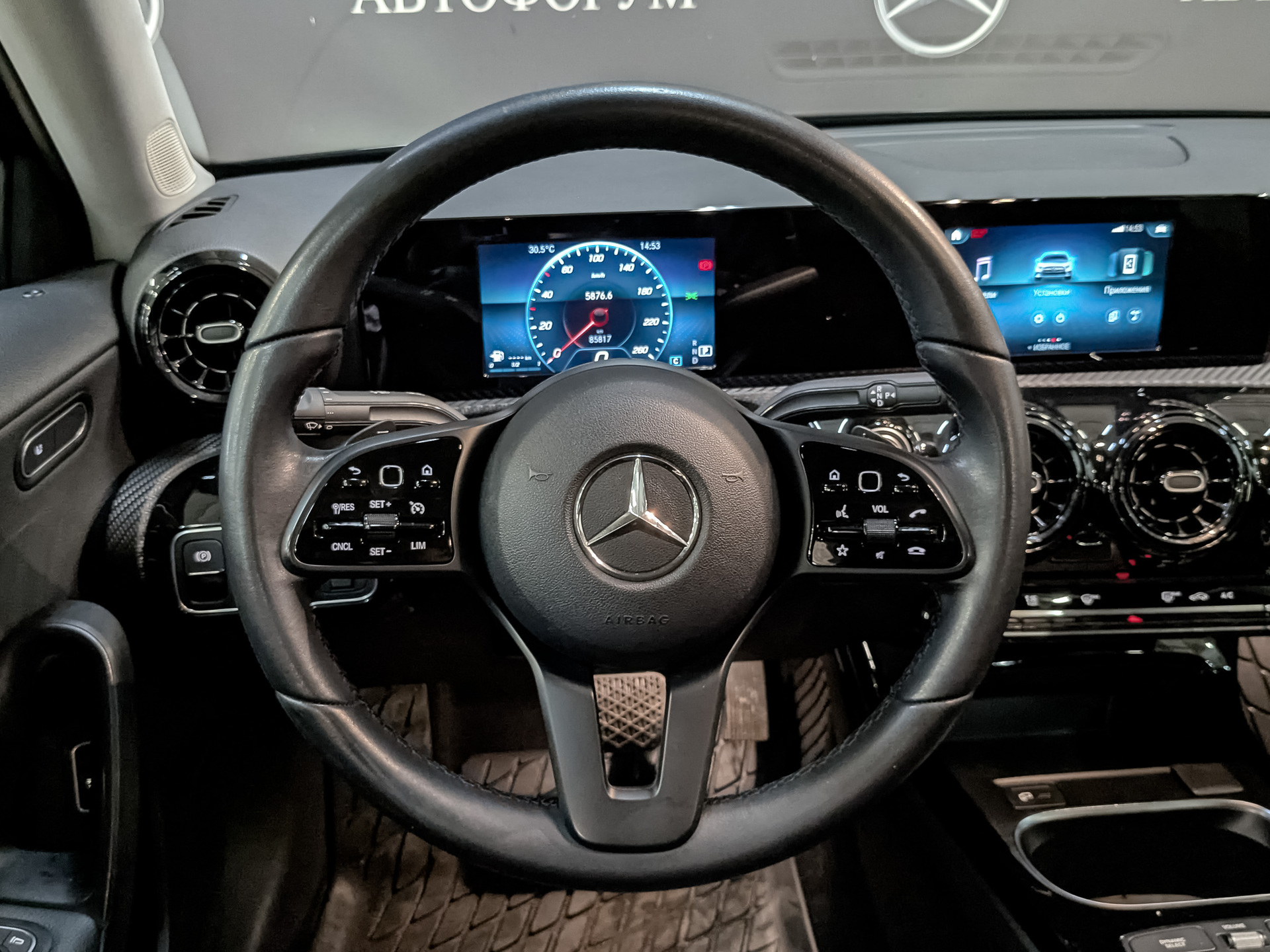 MERCEDES-BENZ A-Класс 1.30 (150 л.с), автомат, 2020, пробег 85 811 км