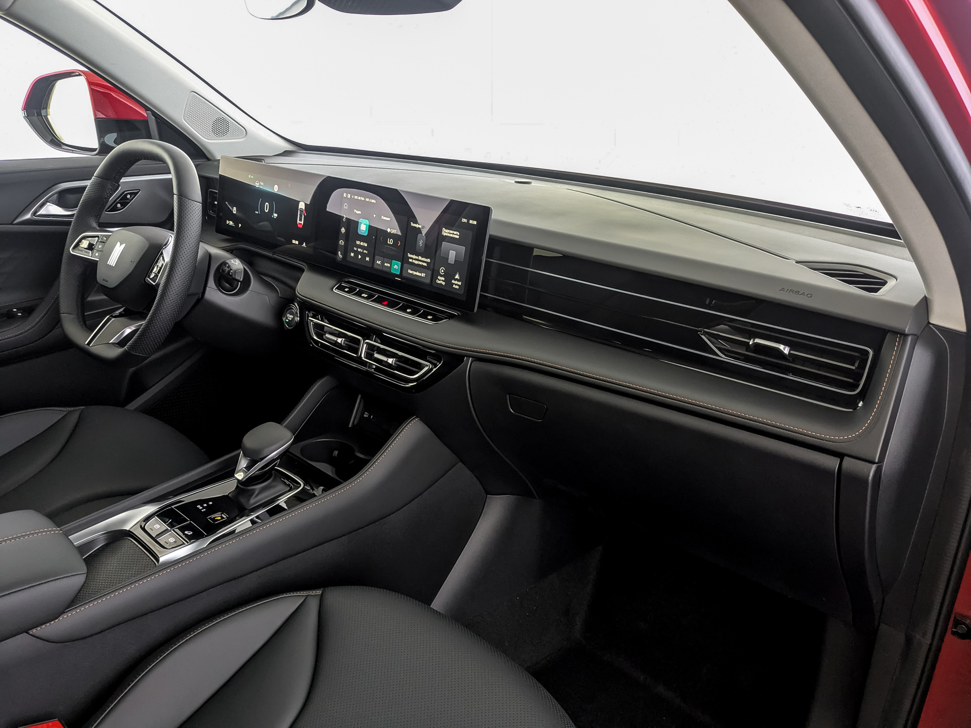 Фото Москвич М70 Драйв 1.5T/150 7РТ 2П