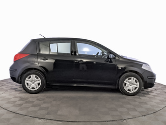 Nissan Tiida C11