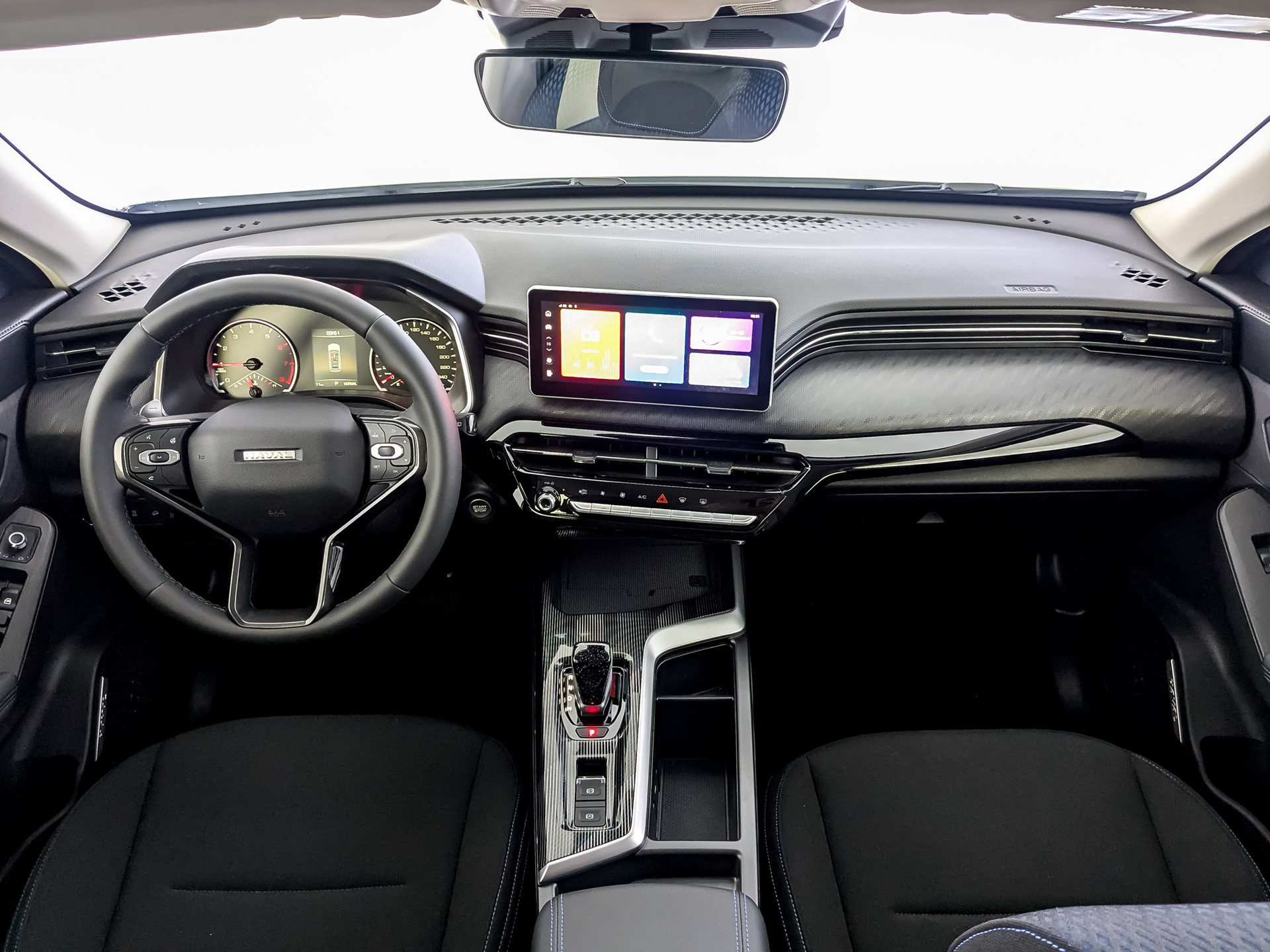 Фото Haval Jolion Оптимум 1.5T/150 7RT 4WD