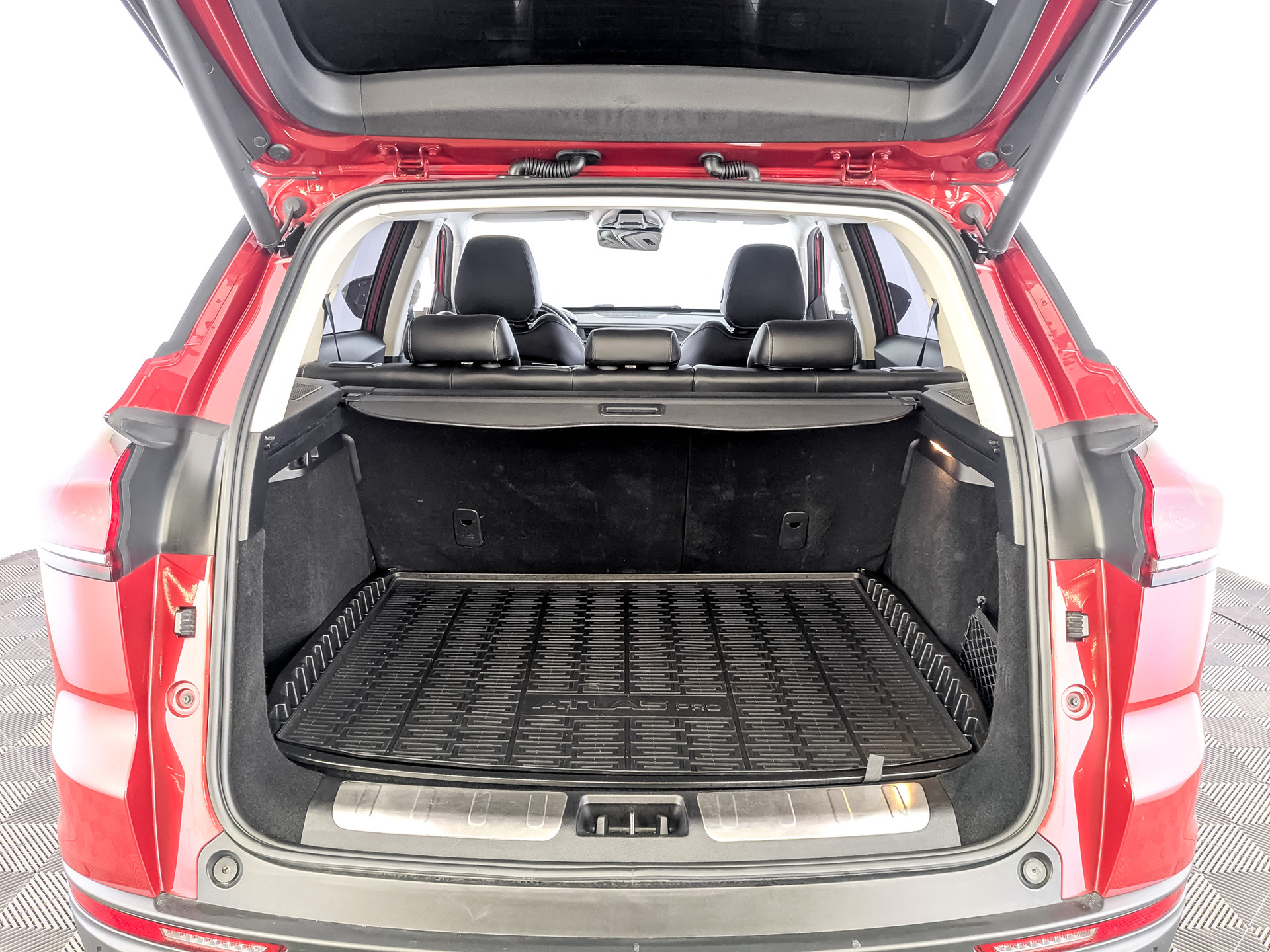 GEELY Atlas Pro 1.50 (177 л.с), автомат, 2023, пробег 67 161 км