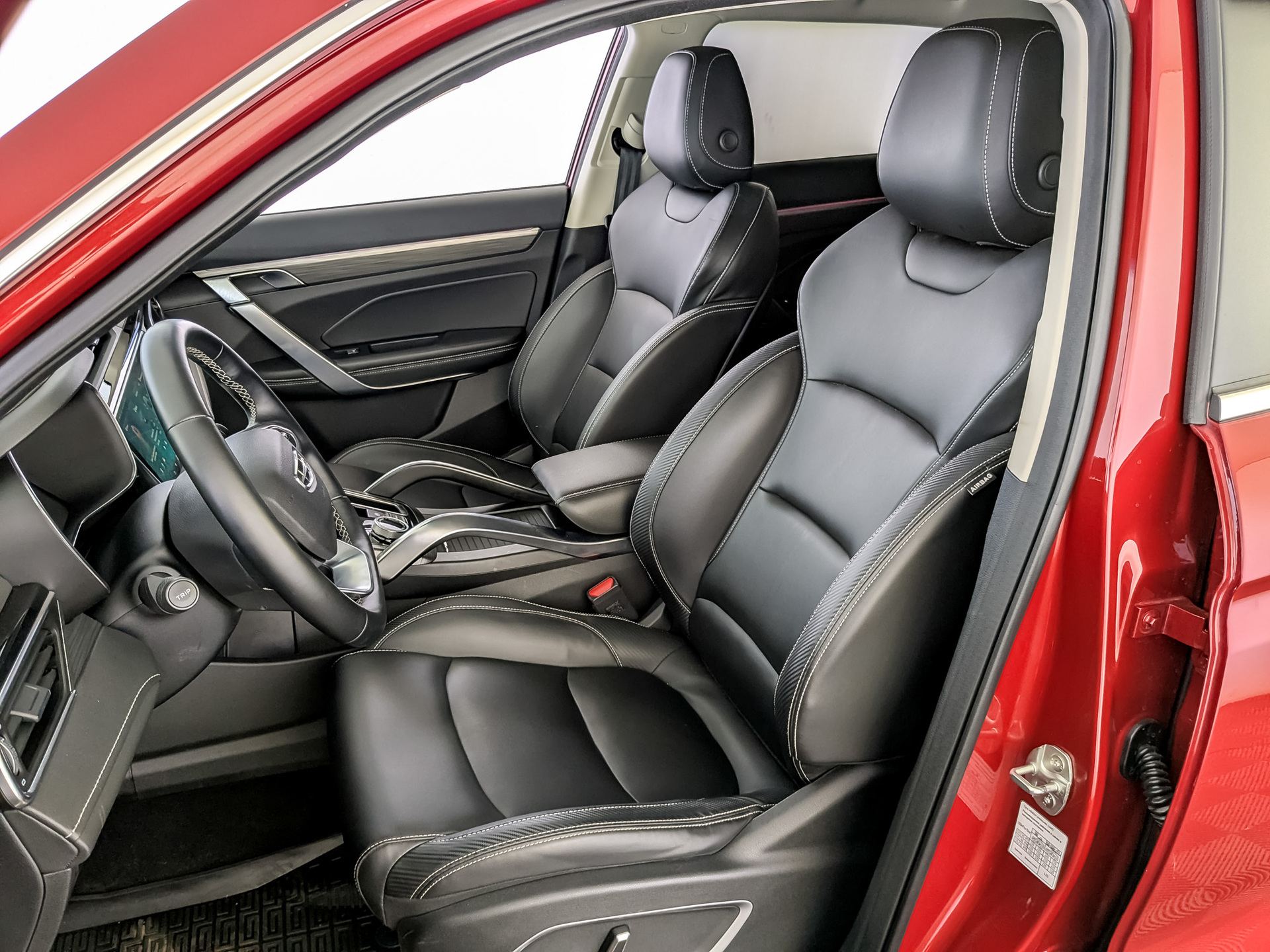 GEELY Atlas Pro 1.50 (177 л.с), автомат, 2023, пробег 67 161 км