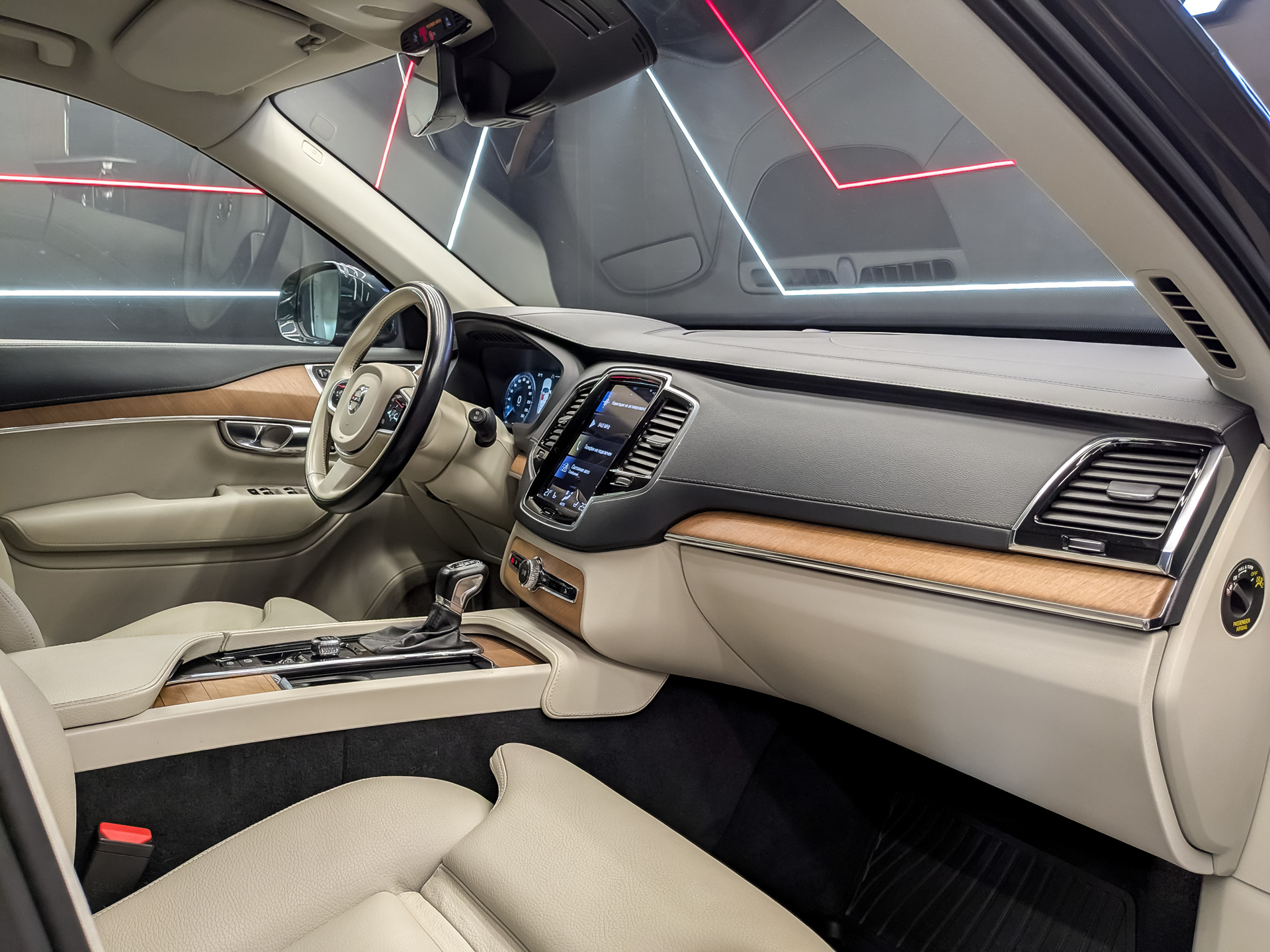 VOLVO XC90 2.00 (249 л.с), автомат, 2021, пробег 69 878 км