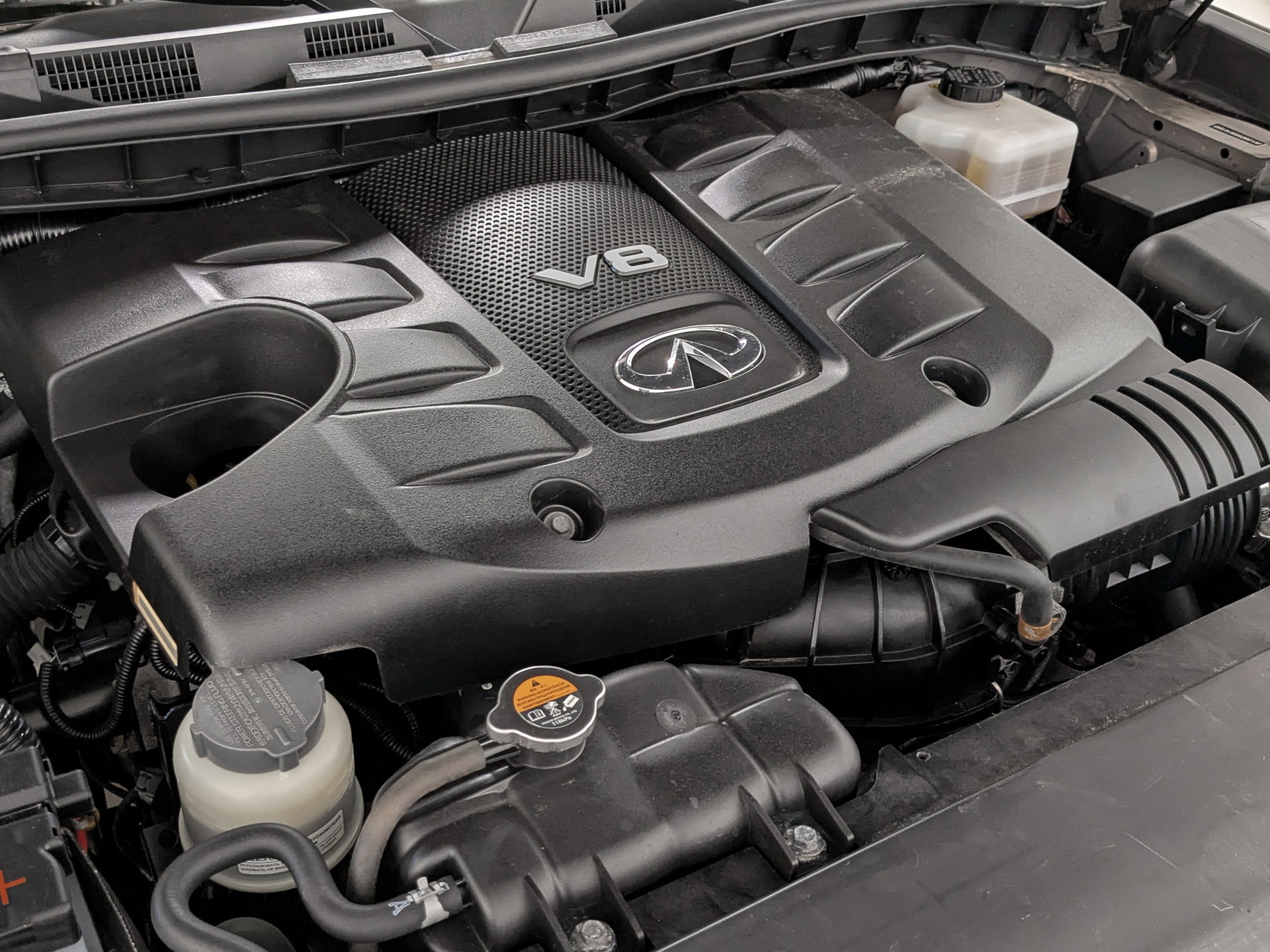 INFINITI QX80 5.60 (405 л.с), автомат, 2019, пробег 116 717 км