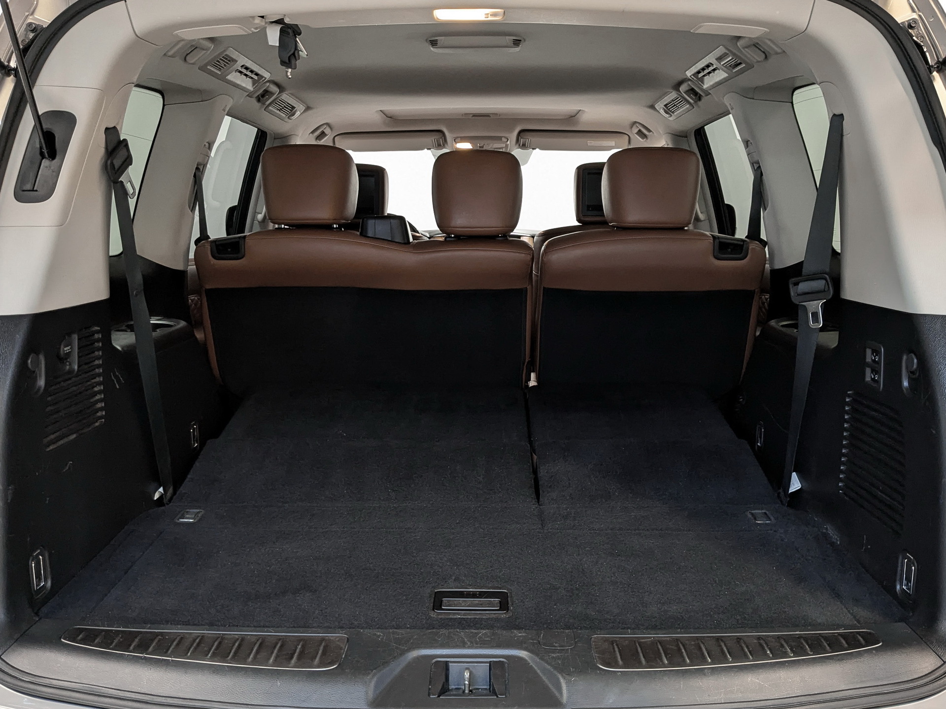 INFINITI QX80 5.60 (405 л.с), автомат, 2019, пробег 116 717 км