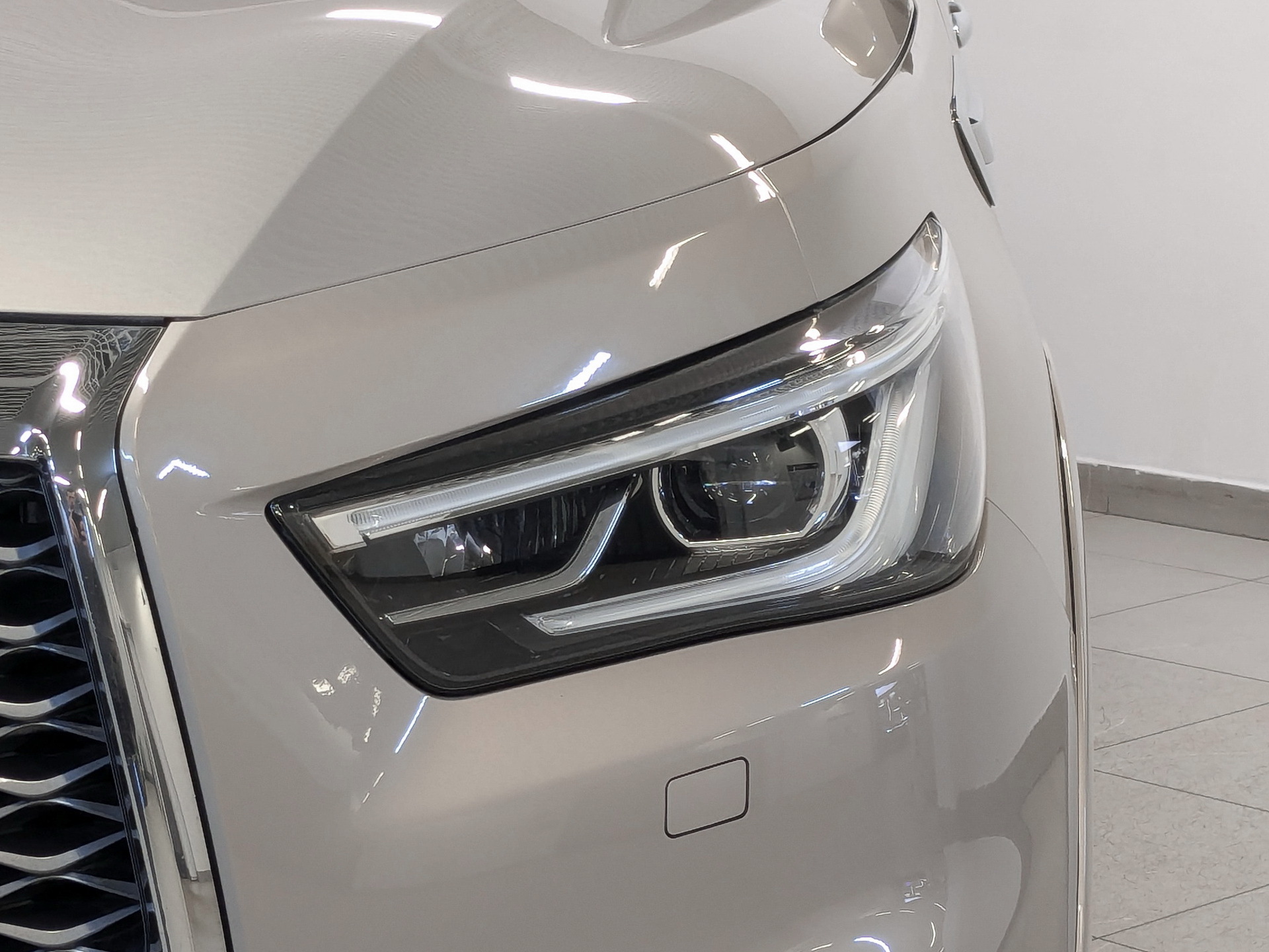 INFINITI QX80 5.60 (405 л.с), автомат, 2019, пробег 116 717 км