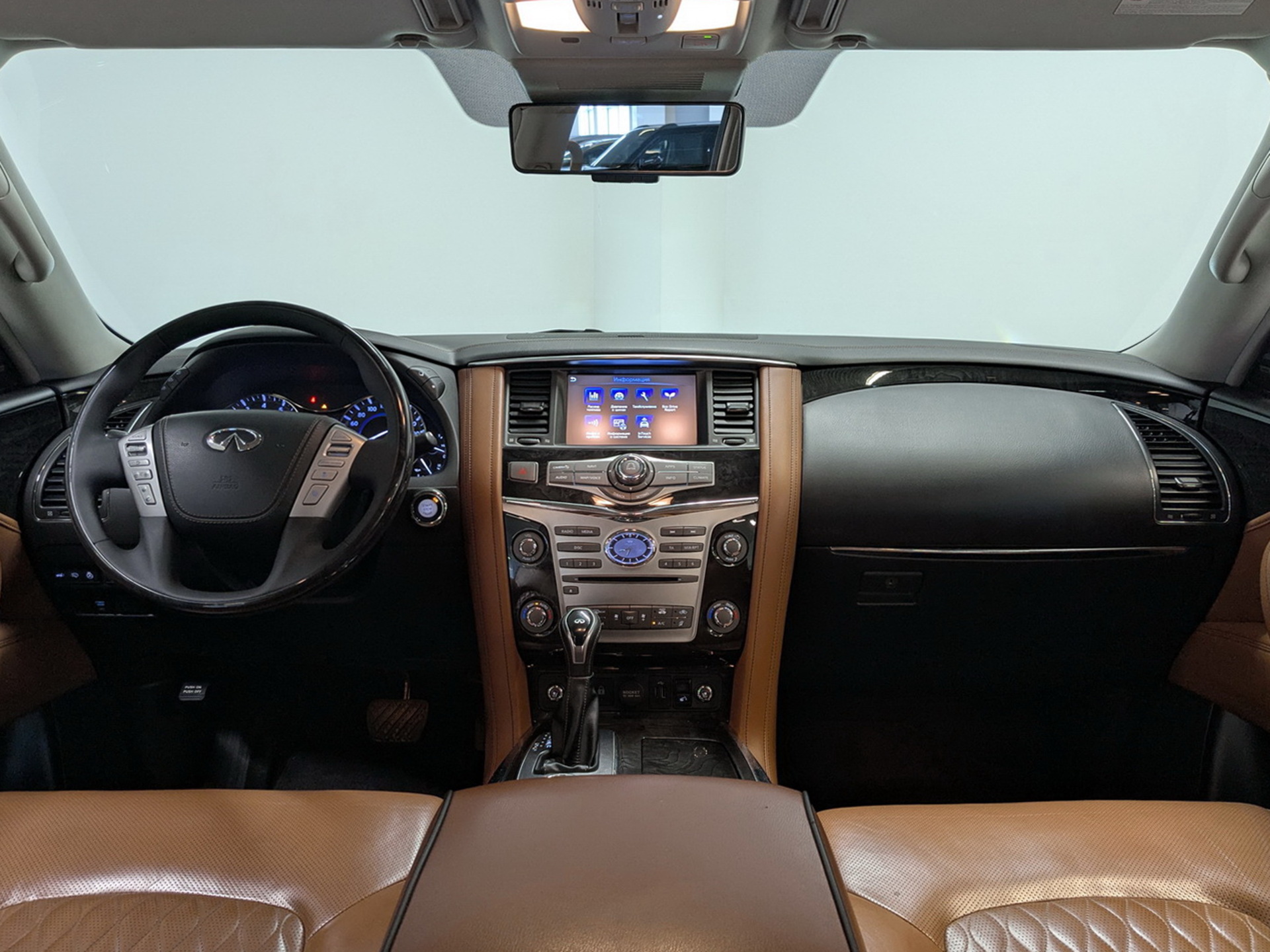 INFINITI QX80 5.60 (405 л.с), автомат, 2019, пробег 116 717 км