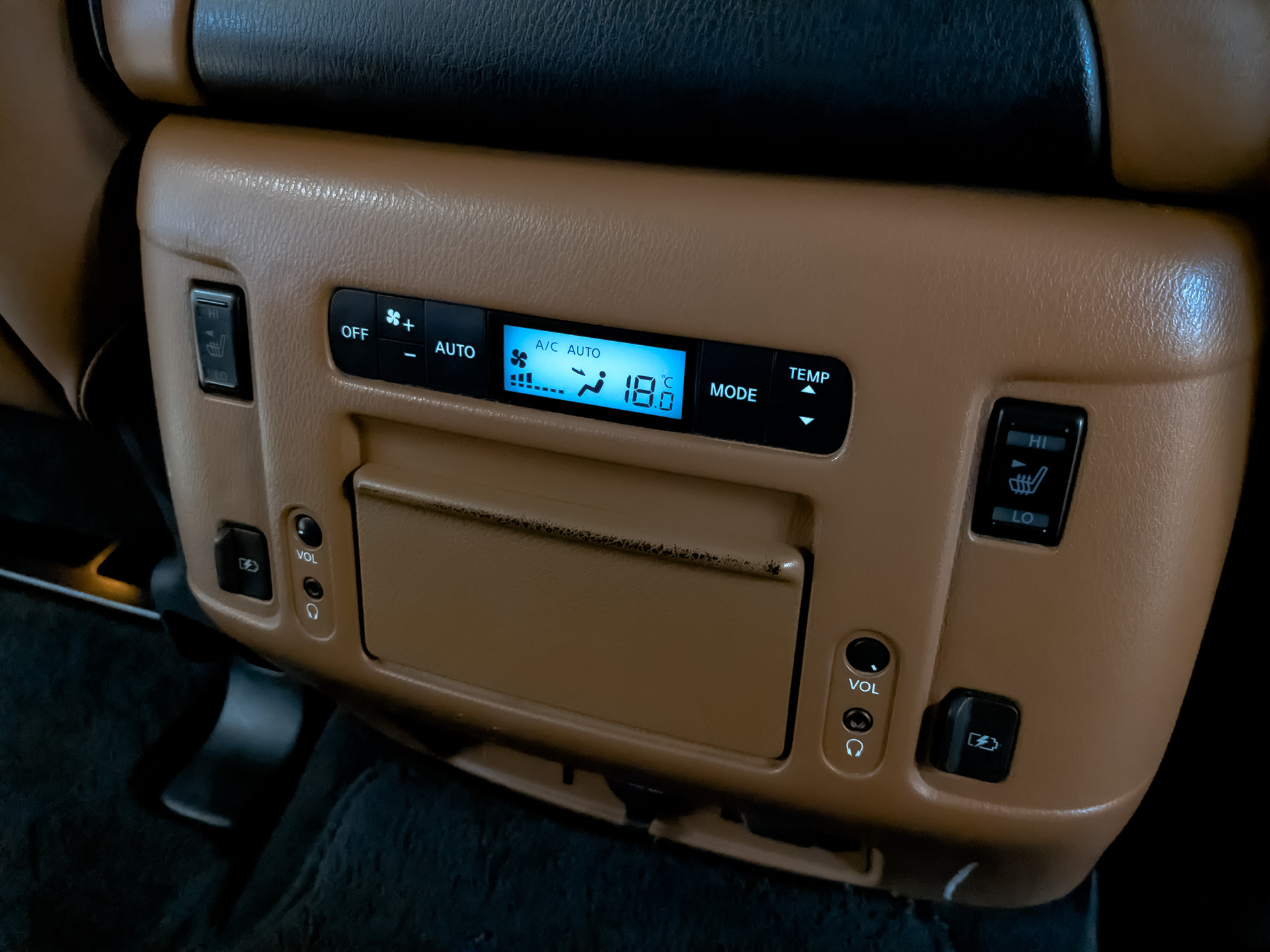 INFINITI QX80 5.60 (405 л.с), автомат, 2019, пробег 116 717 км