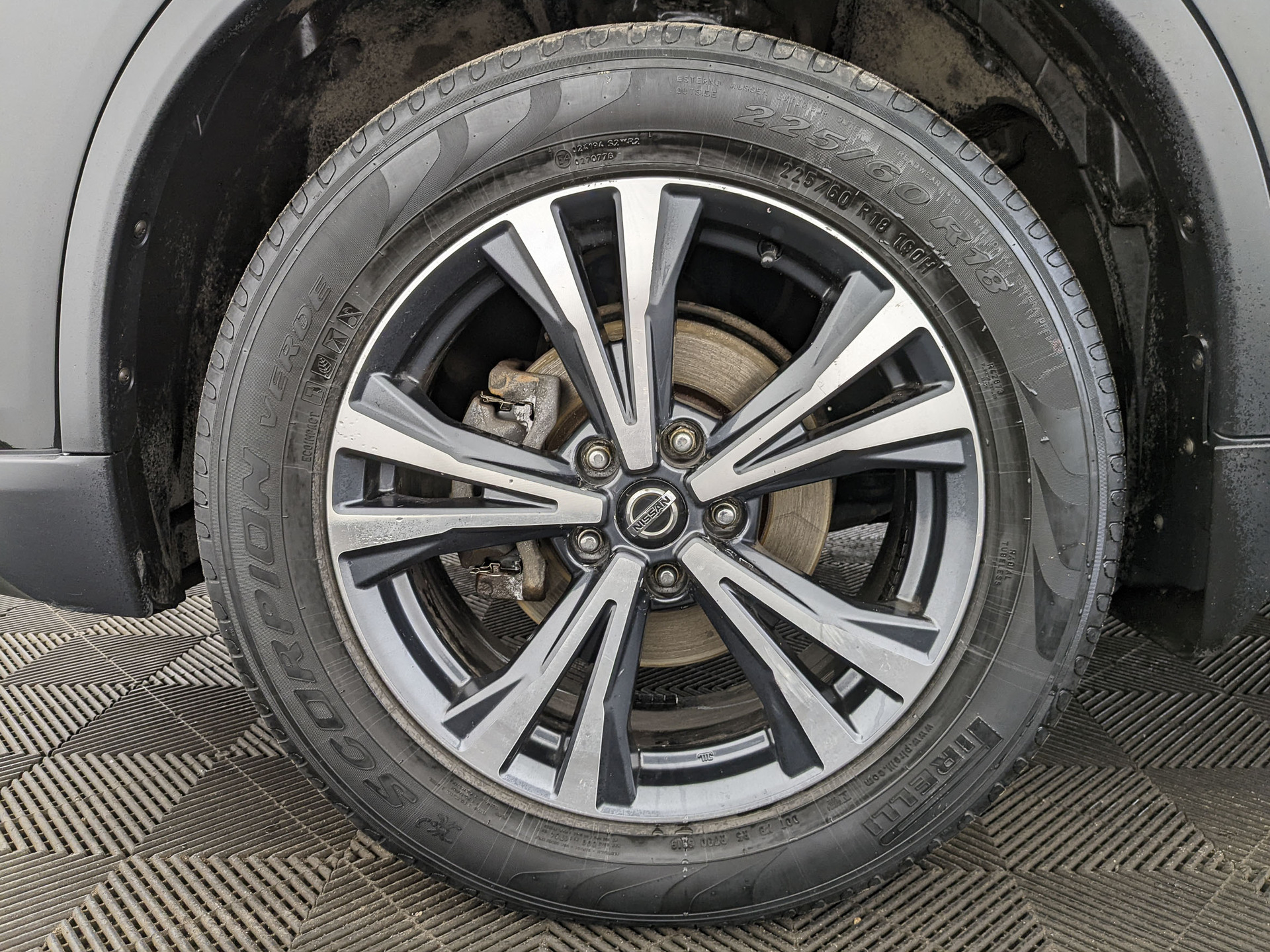 NISSAN X-Trail 2.50 (171 л.с), автомат, 2019, пробег 88 223 км