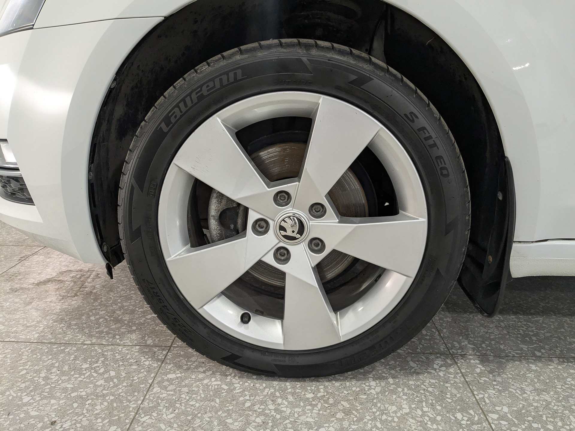 SKODA Octavia 1.40 (150 л.с), автомат, 2019, пробег 26 523 км