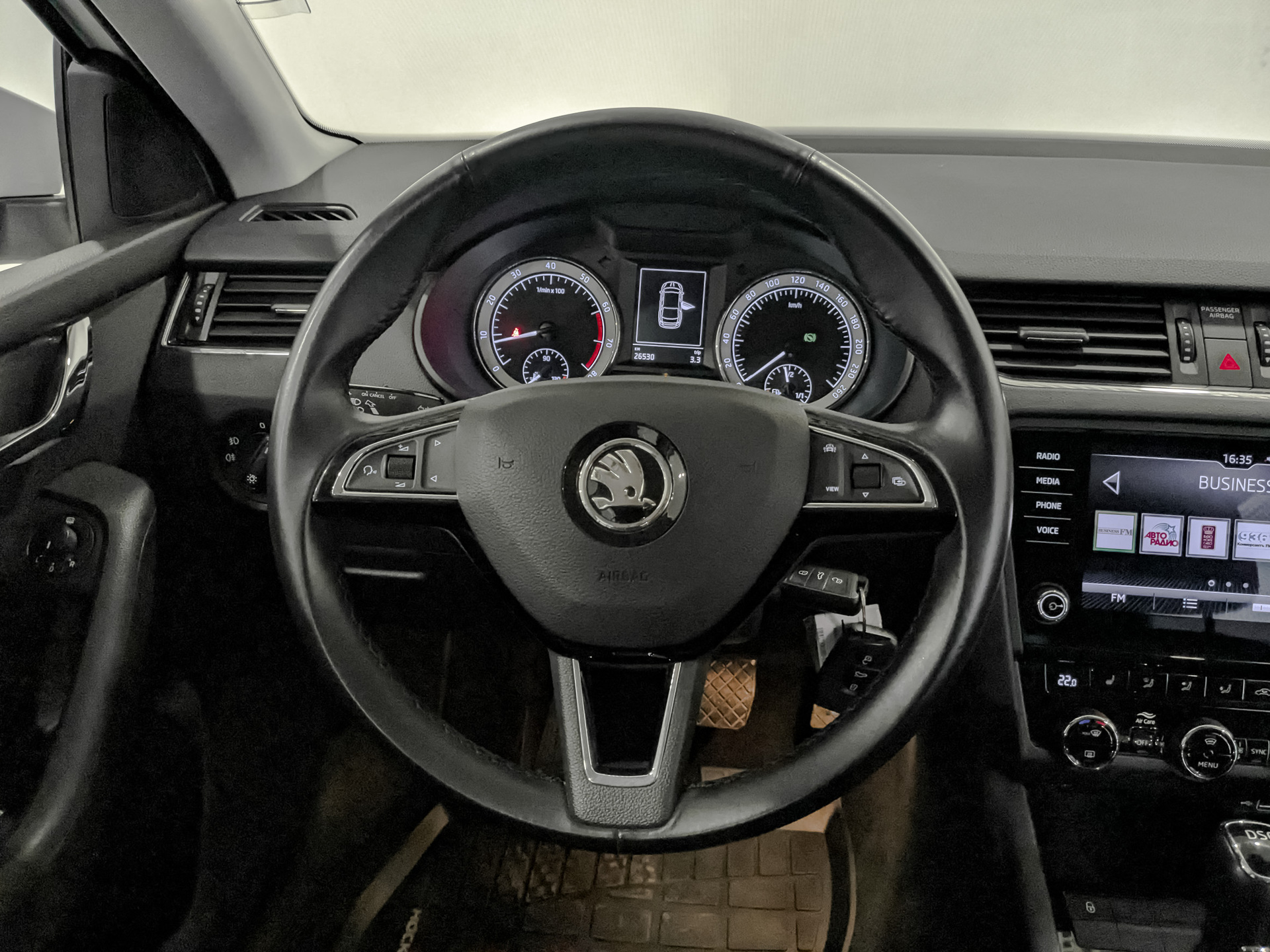 SKODA Octavia 1.40 (150 л.с), автомат, 2019, пробег 26 523 км
