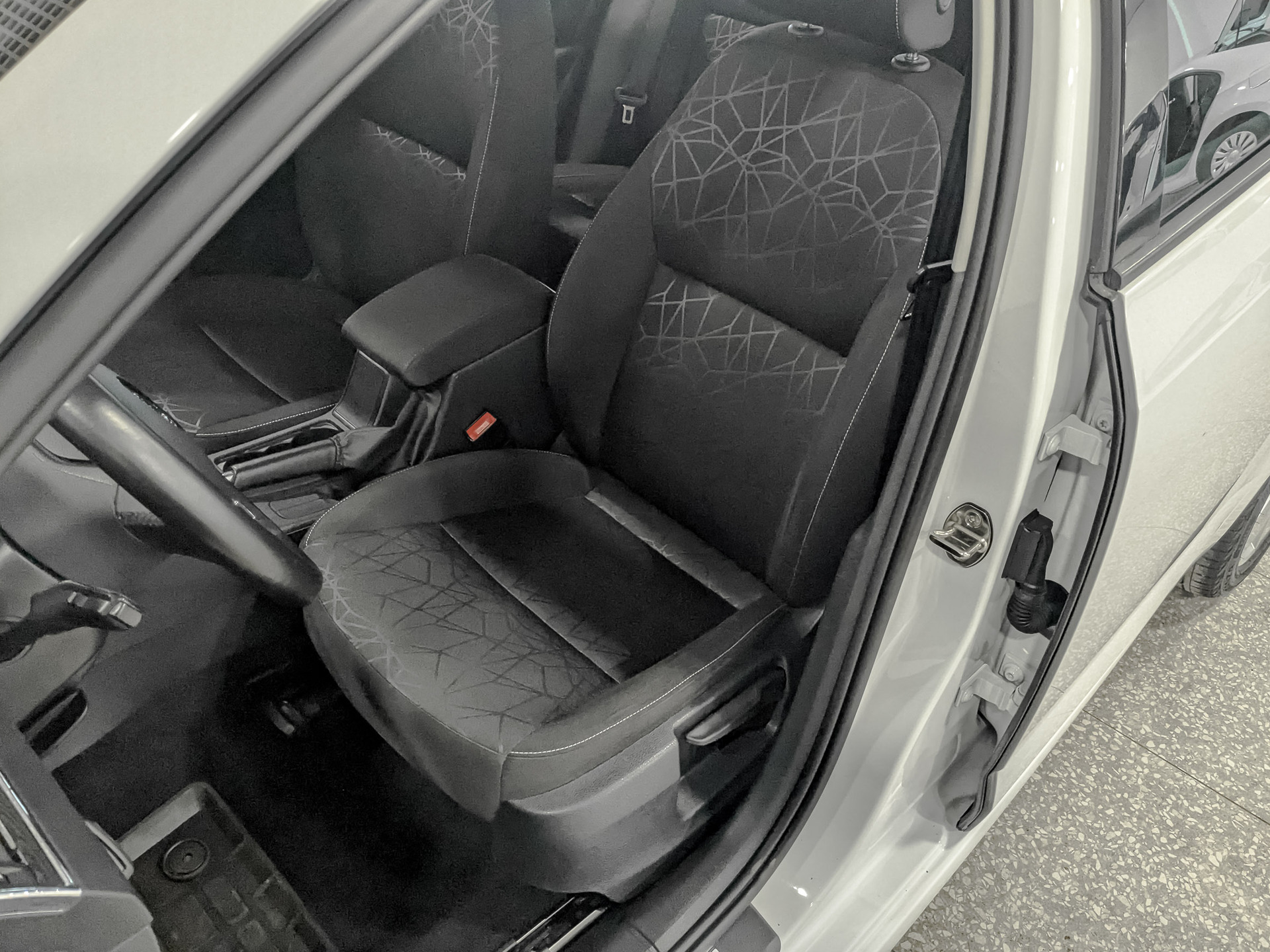 SKODA Octavia 1.40 (150 л.с), автомат, 2019, пробег 26 523 км