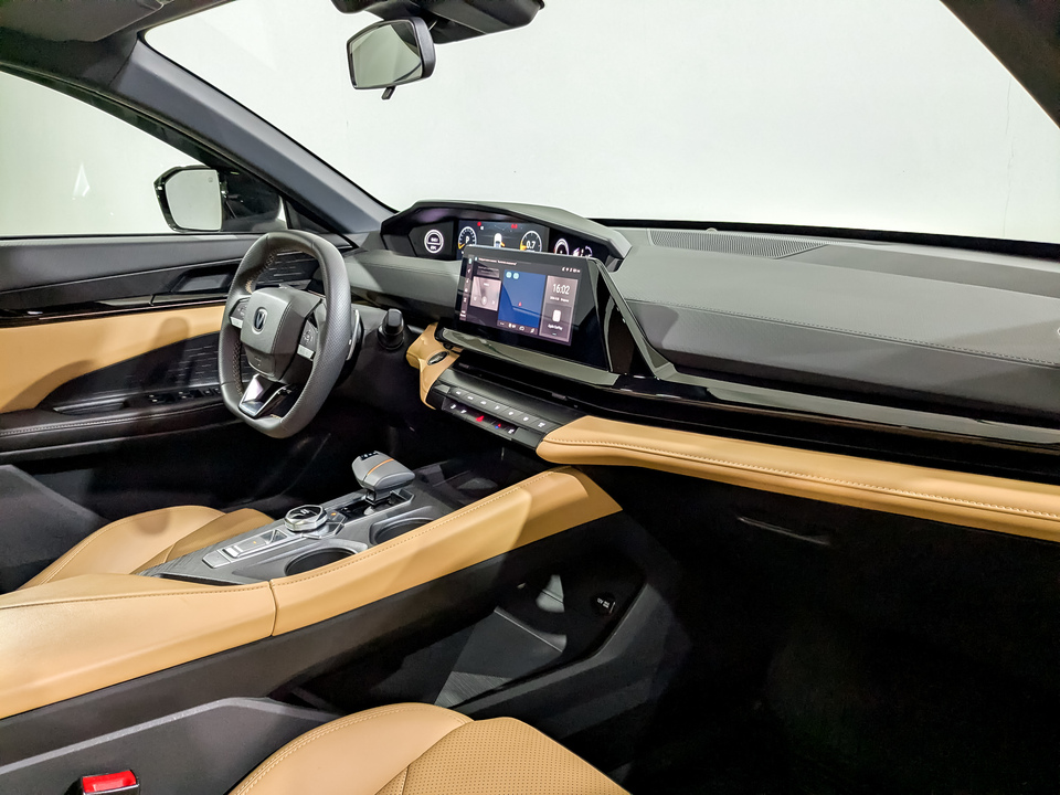 Фото Changan UNI-V с пробегом 21 518 км