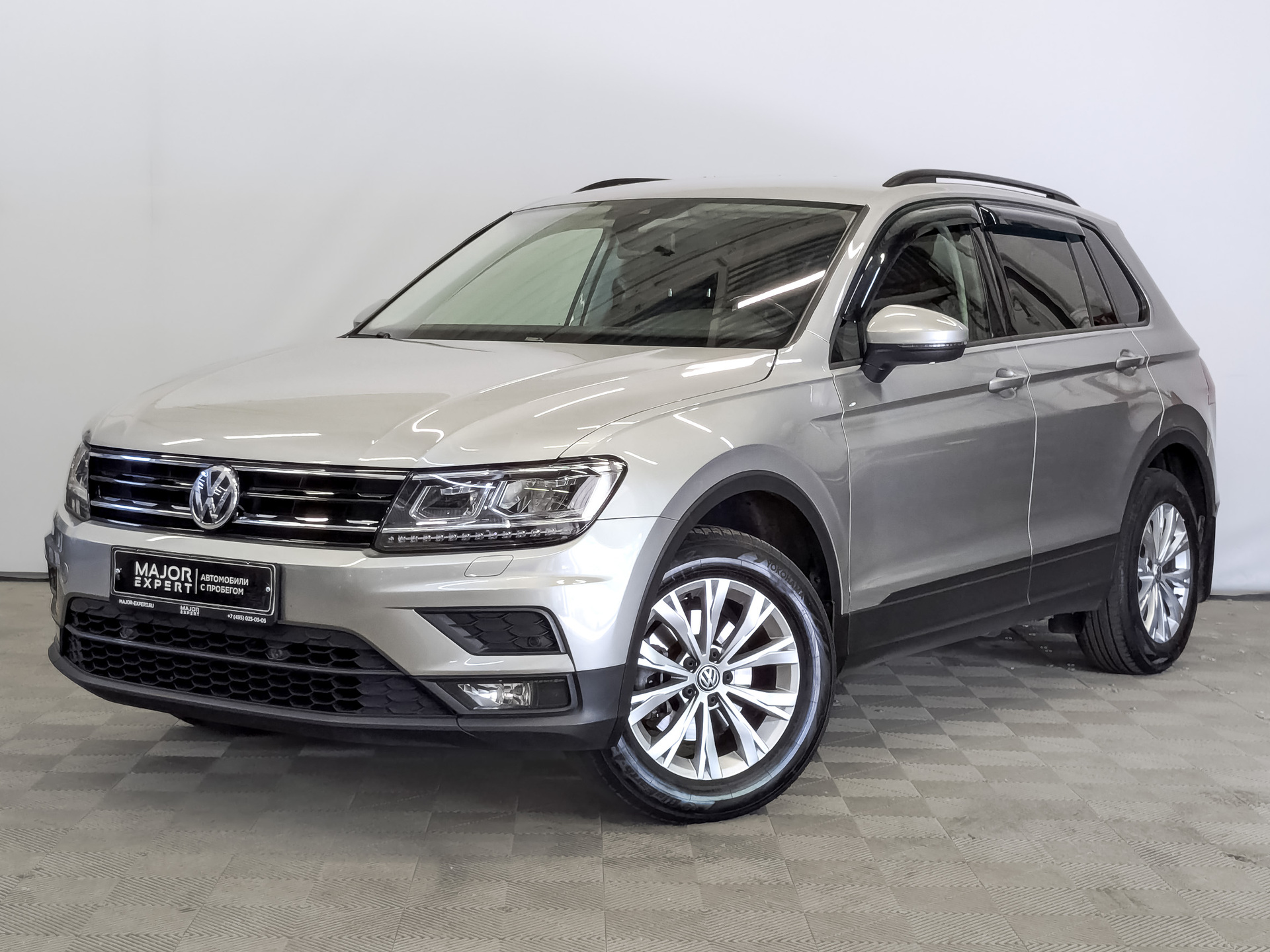 VOLKSWAGEN Tiguan 1.40 (150 л.с), автомат, 2020, пробег 95 085 км