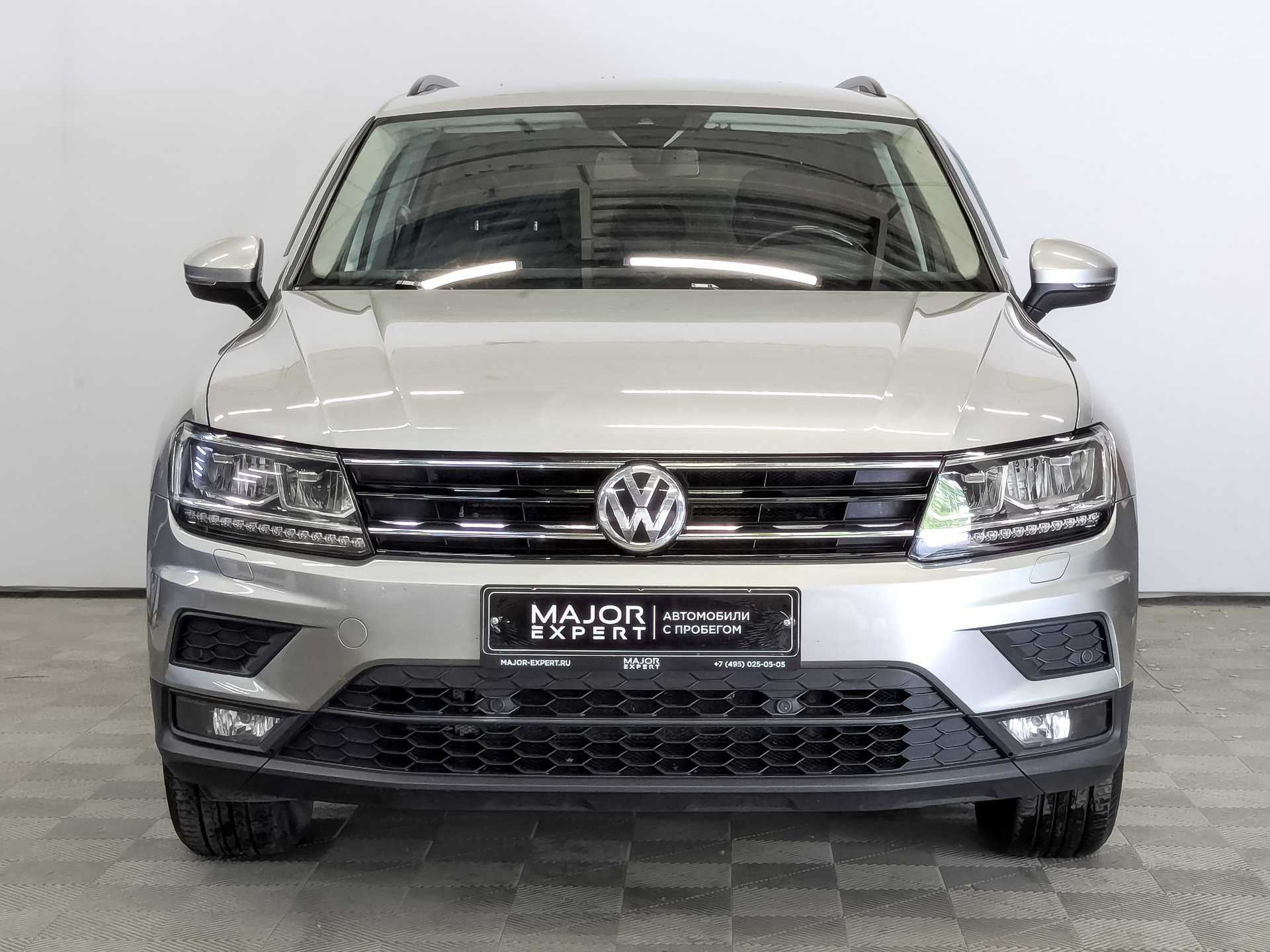 VOLKSWAGEN Tiguan 1.40 (150 л.с), автомат, 2020, пробег 95 085 км