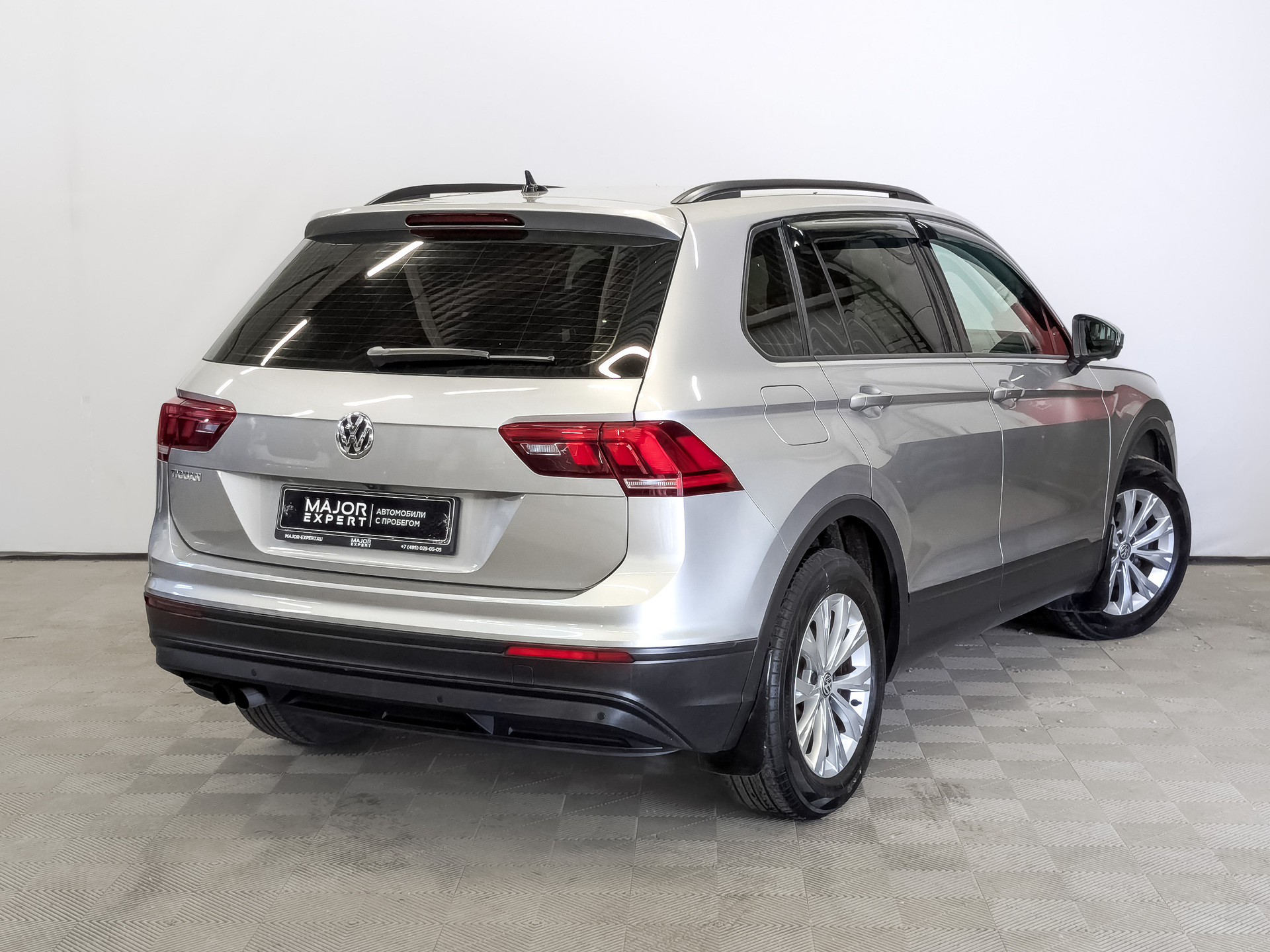 VOLKSWAGEN Tiguan 1.40 (150 л.с), автомат, 2020, пробег 95 085 км