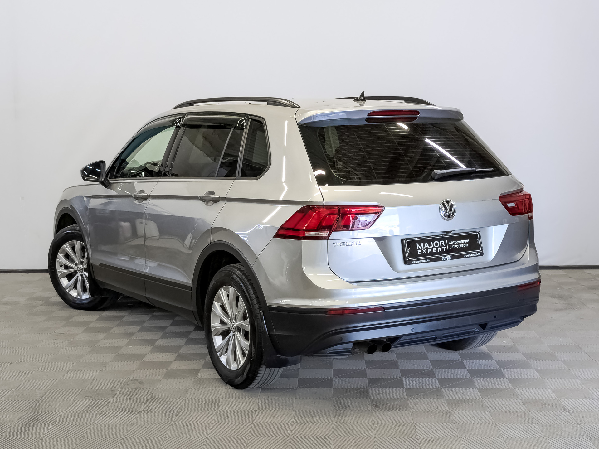 VOLKSWAGEN Tiguan 1.40 (150 л.с), автомат, 2020, пробег 95 085 км