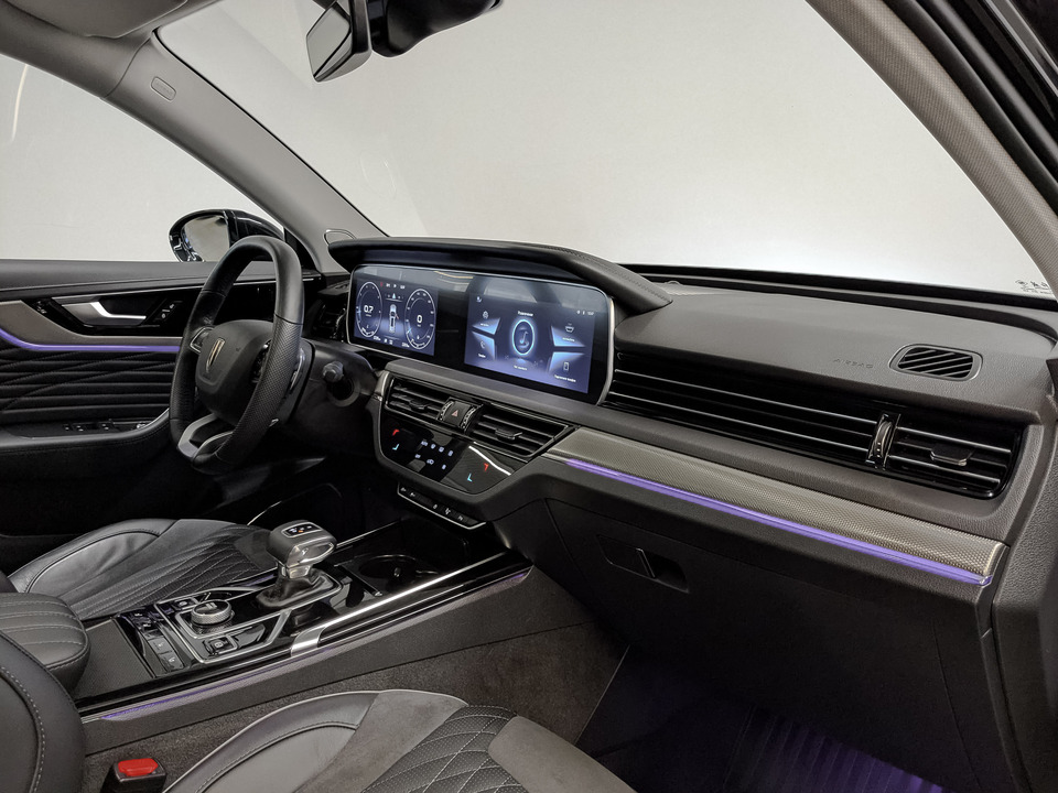 Фото Hongqi HS5 с пробегом 17 294 км