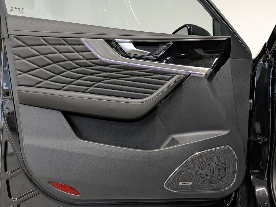 Фото Hongqi HS5 с пробегом 17 294 км