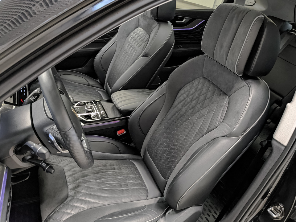 Фото Hongqi HS5 с пробегом 17 294 км
