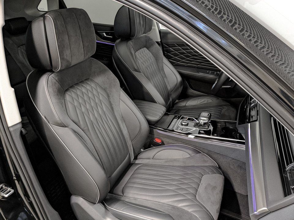 Фото Hongqi HS5 с пробегом 17 294 км
