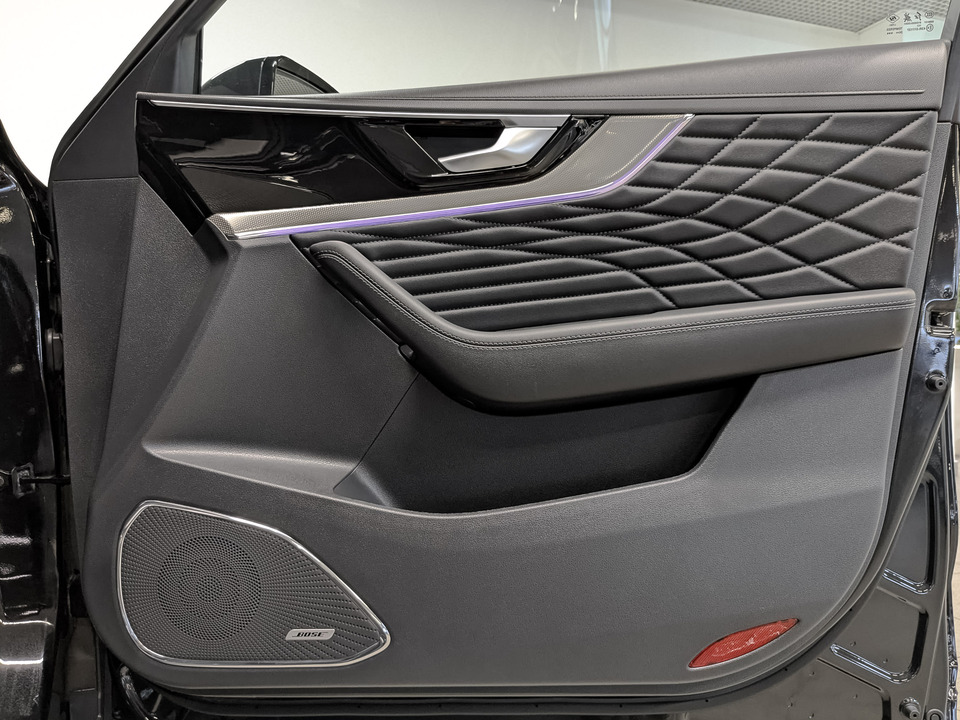 Фото Hongqi HS5 с пробегом 17 294 км